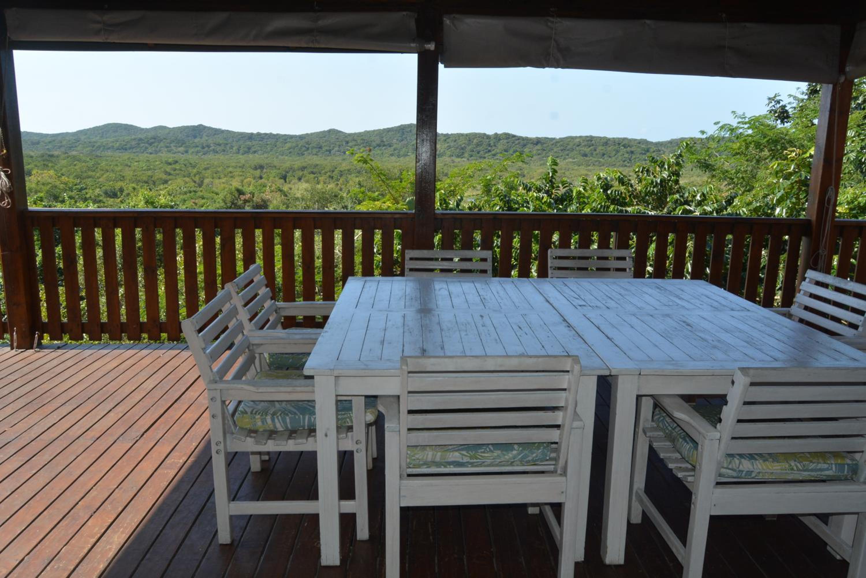 Apartment with Lake View - Photo 29