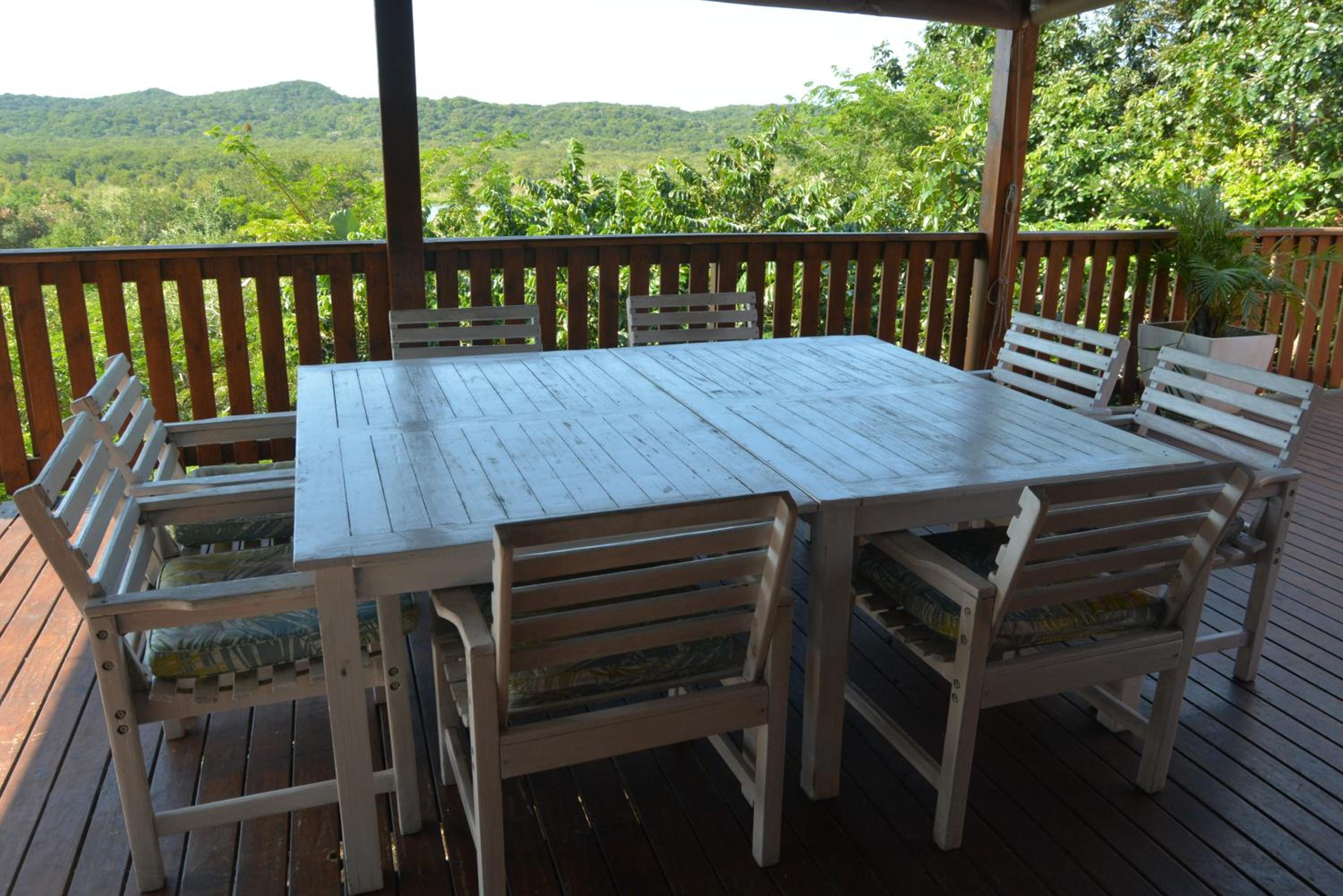 Apartment with Lake View - Photo 31