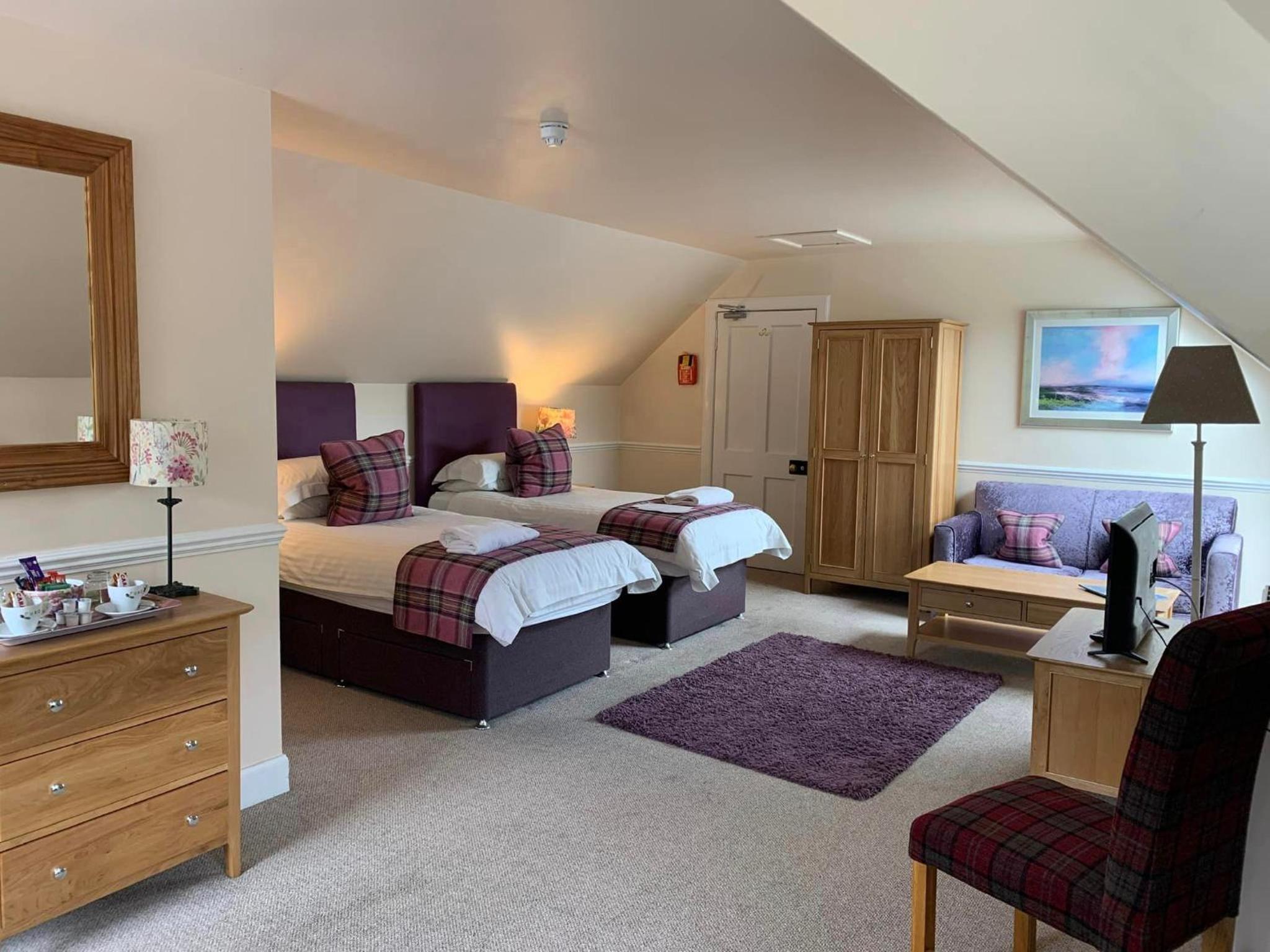 Standard Triple Room photo 3