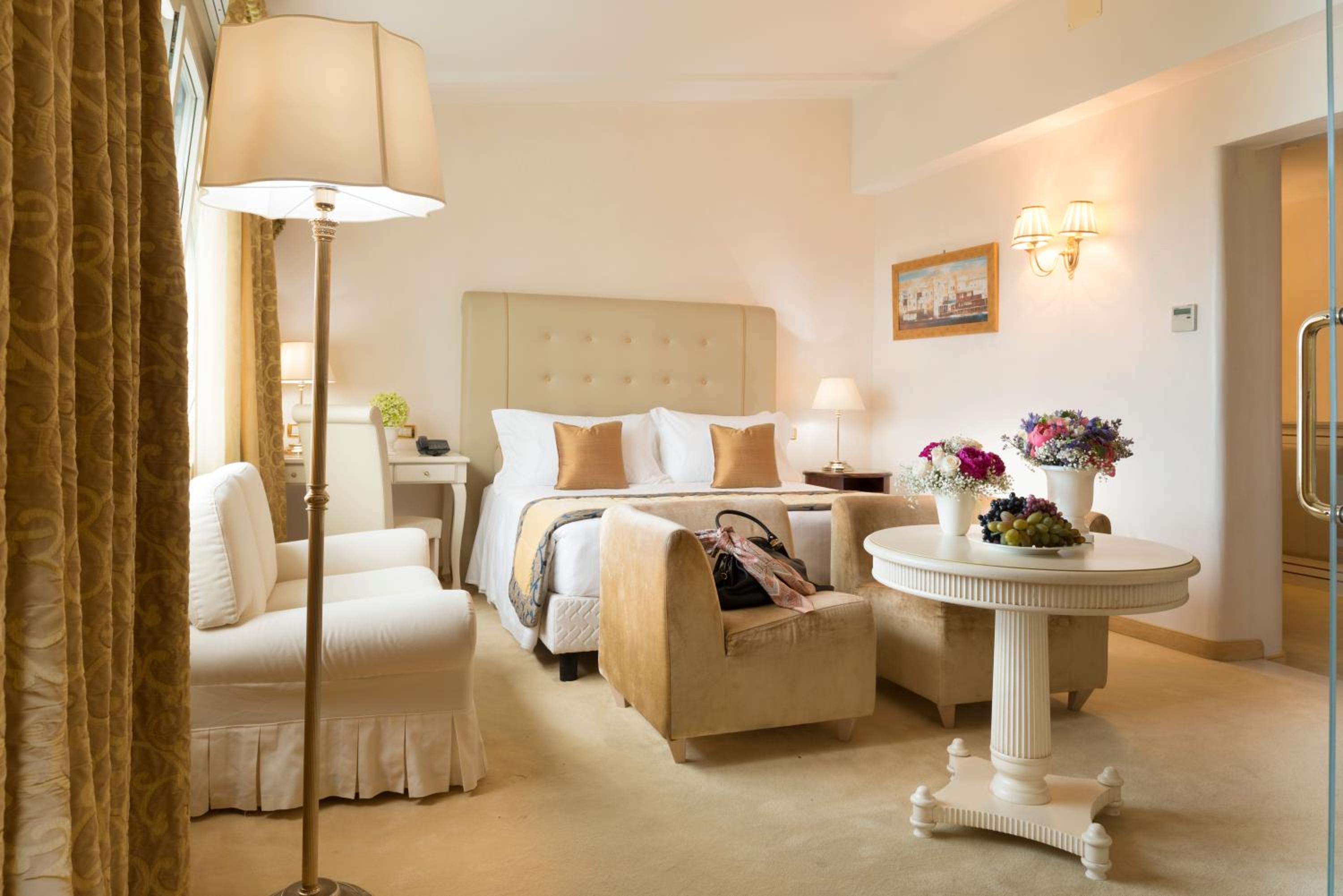 Crystal Suite with Spa Bath - Photo 5