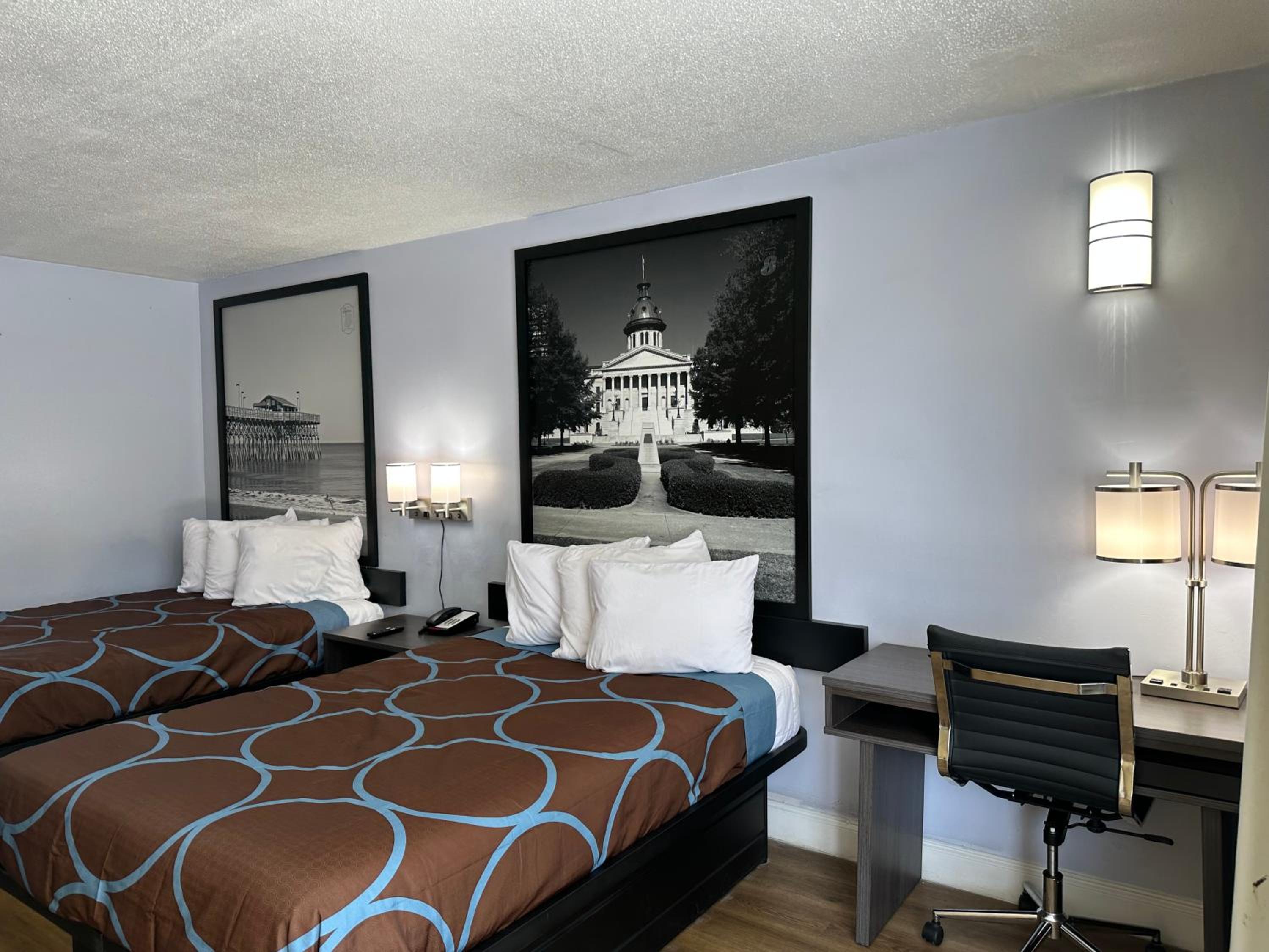 Double Room with Two Double Beds - Non-Smoking - Photo 4