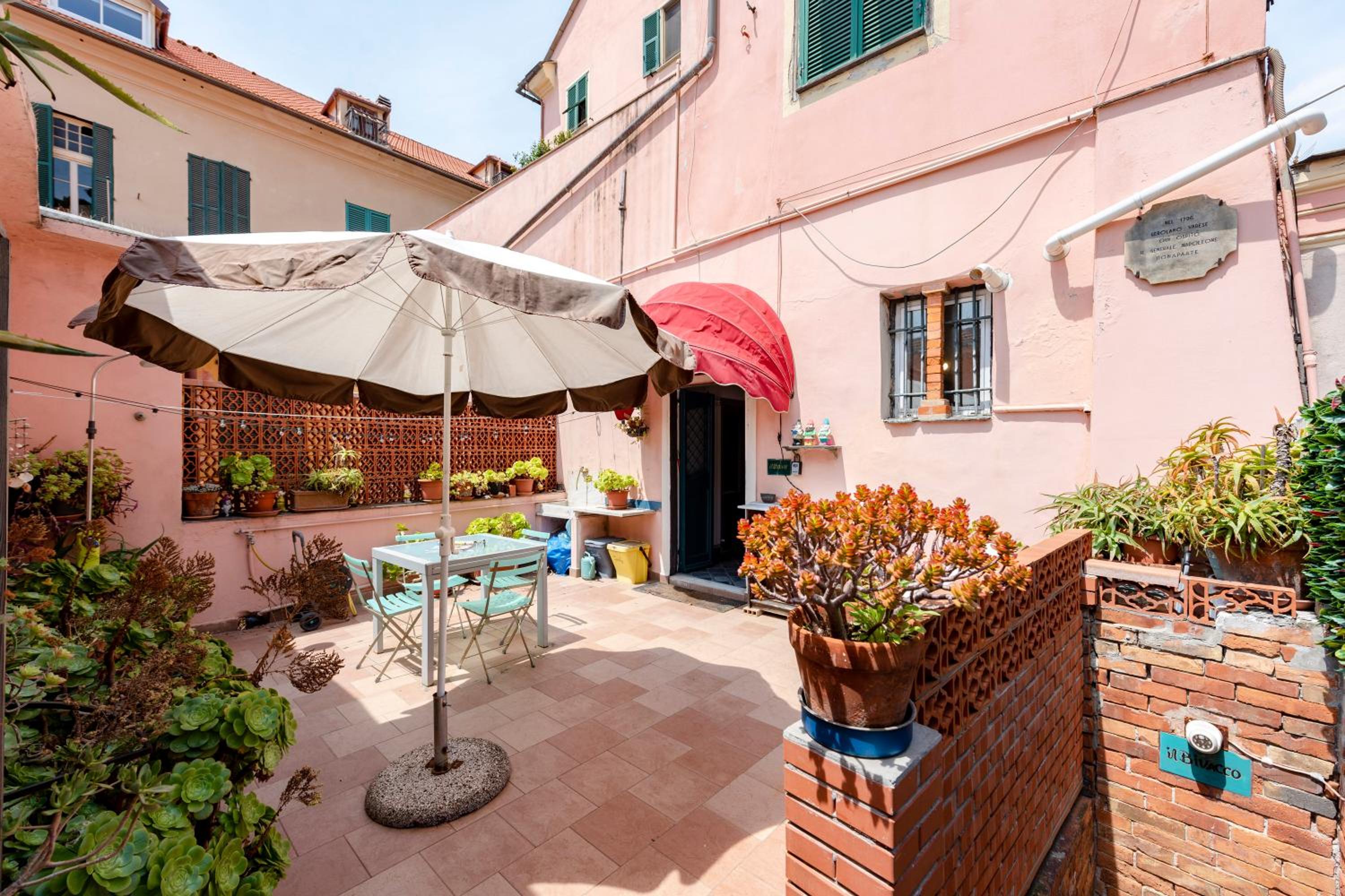 Apartment with Terrace photo 2