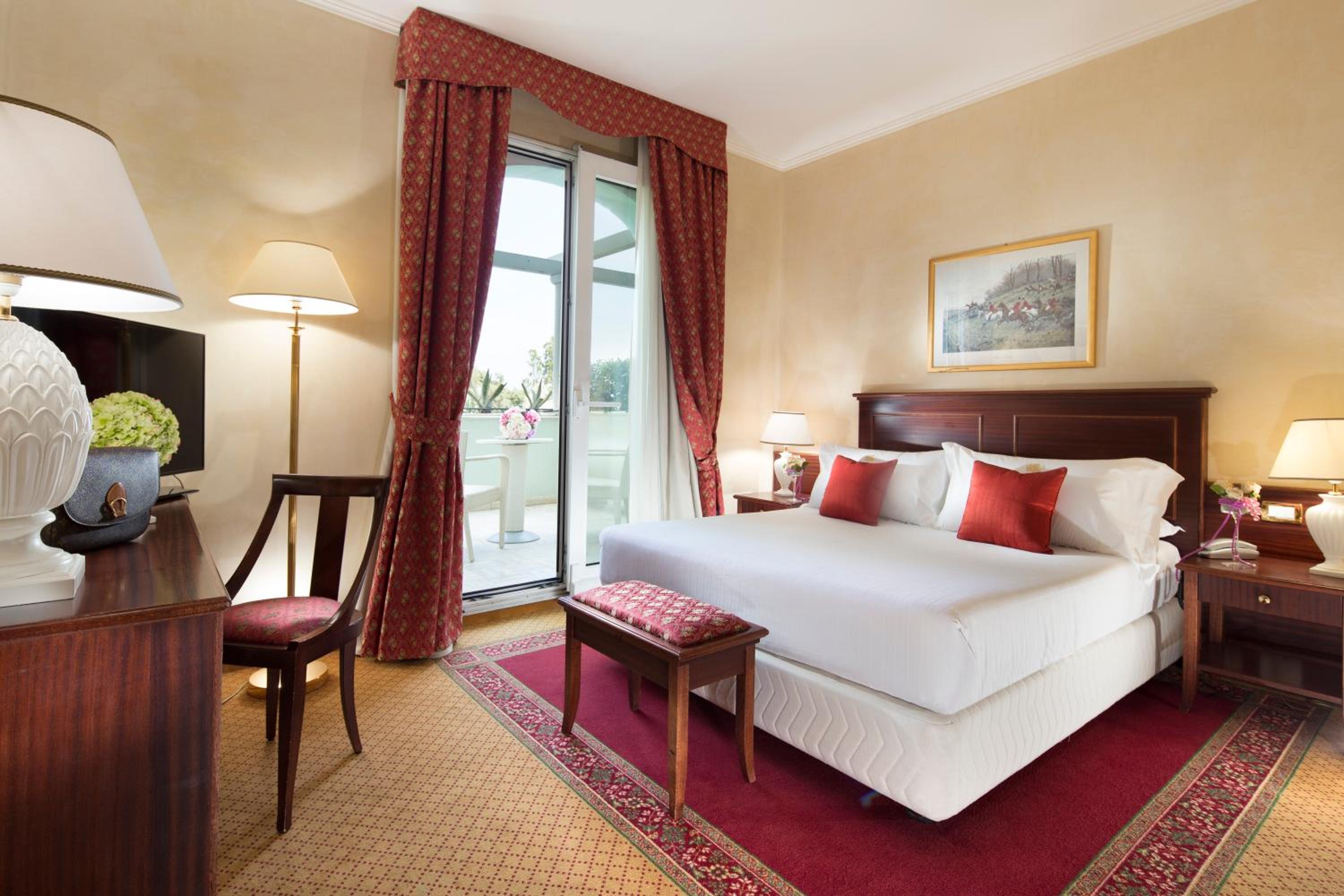 Premium Double or Twin Room with Spa Access  - Photo 2