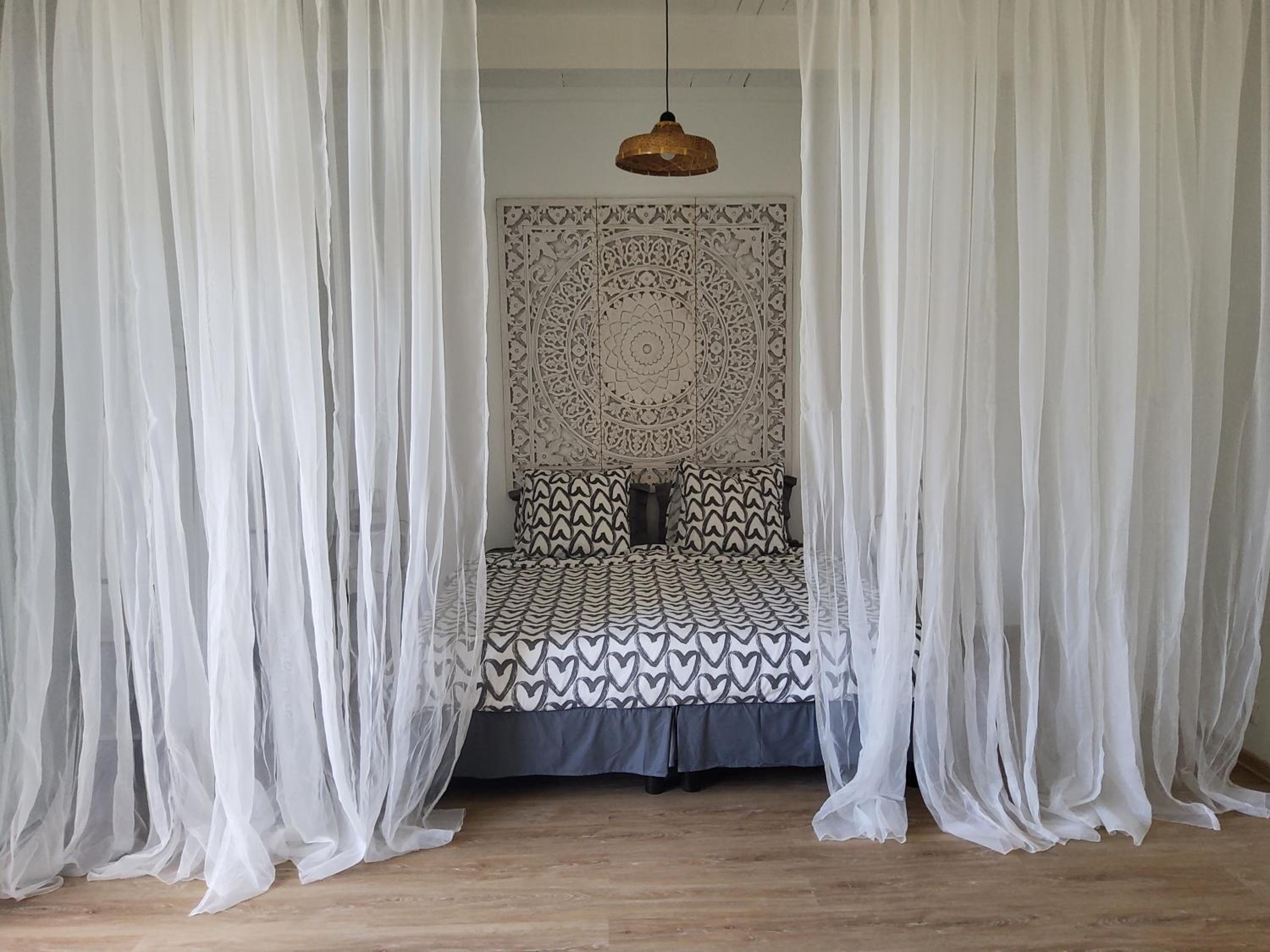 One-Bedroom Apartment twin or double bed photo 1