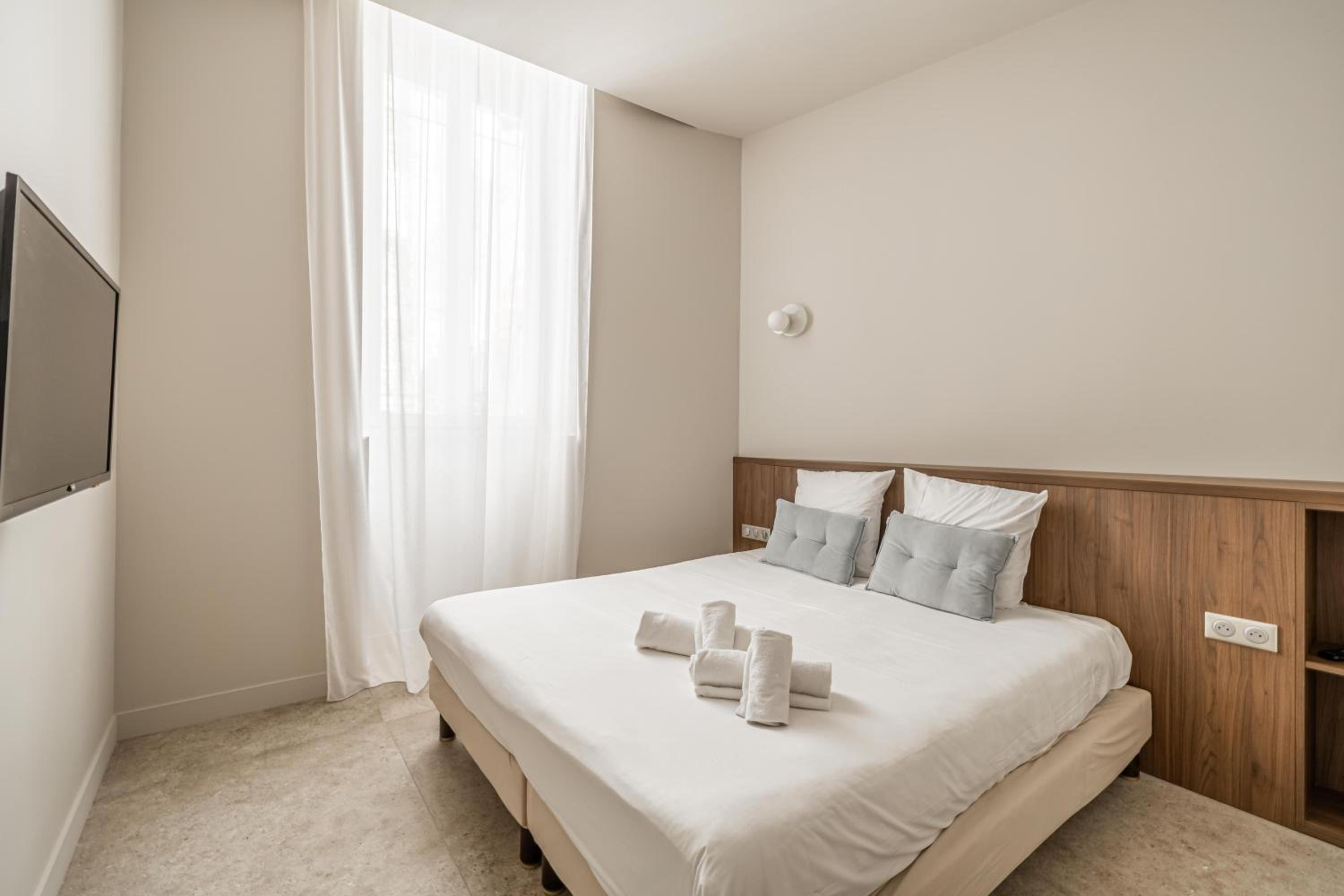 Apartment photo 1
