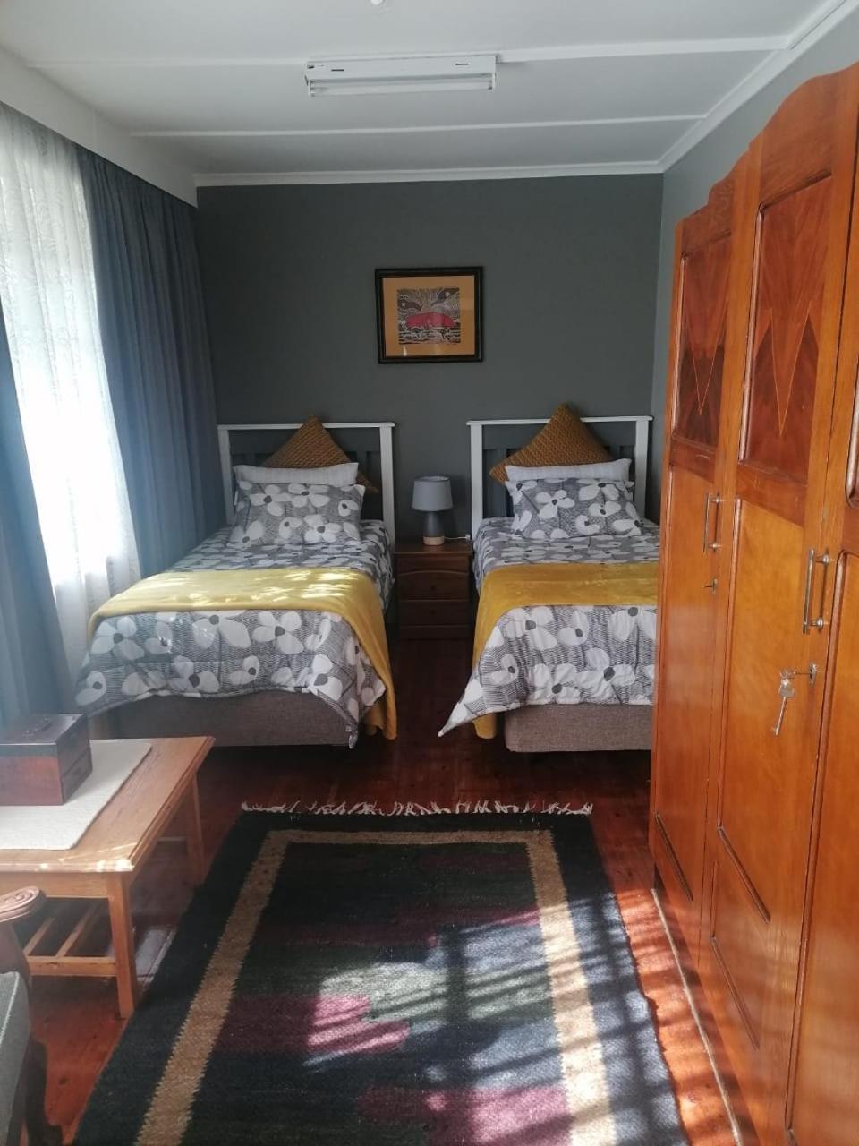 Twin Room with Mountain View photo 1