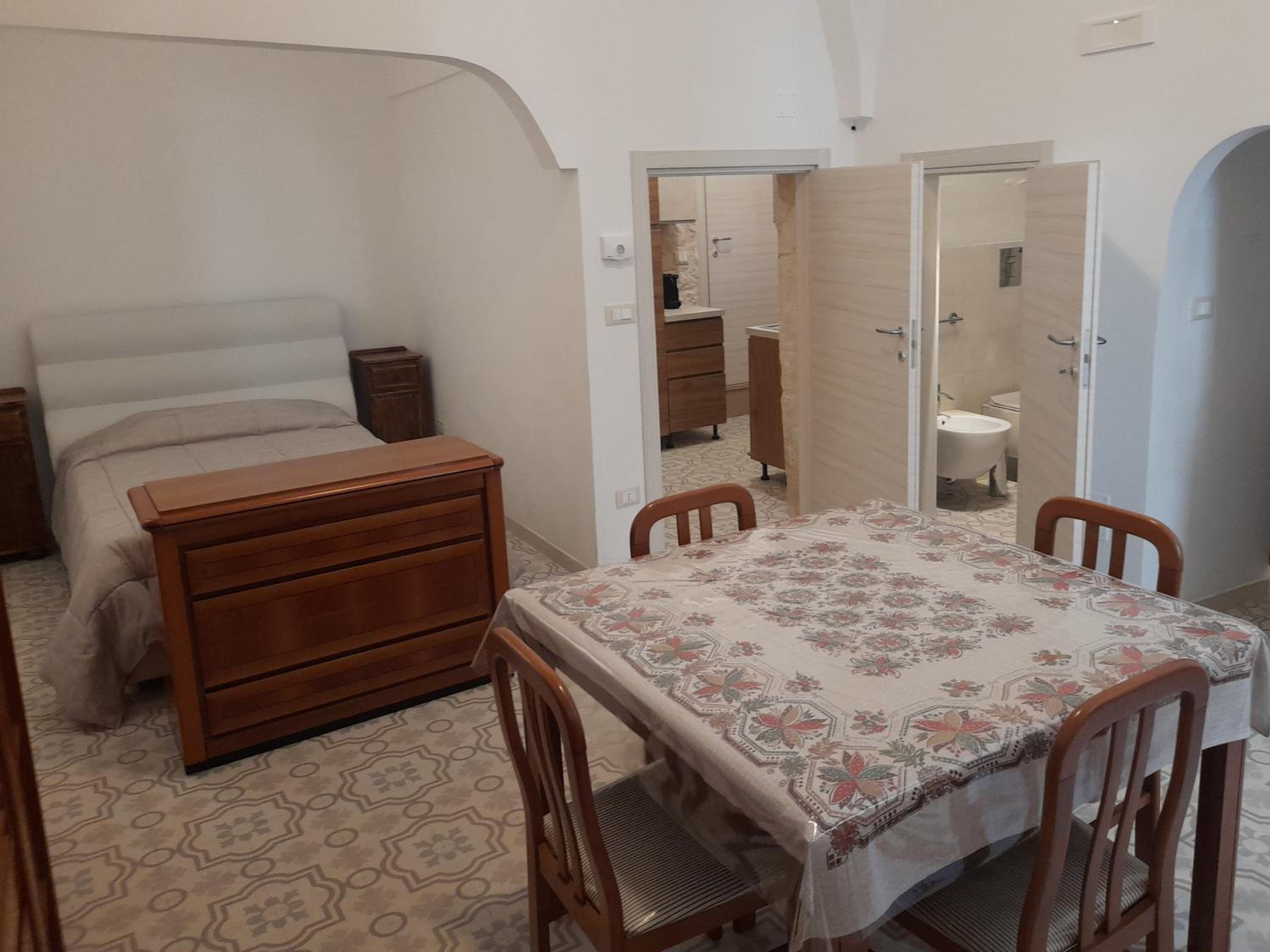 One-Bedroom House