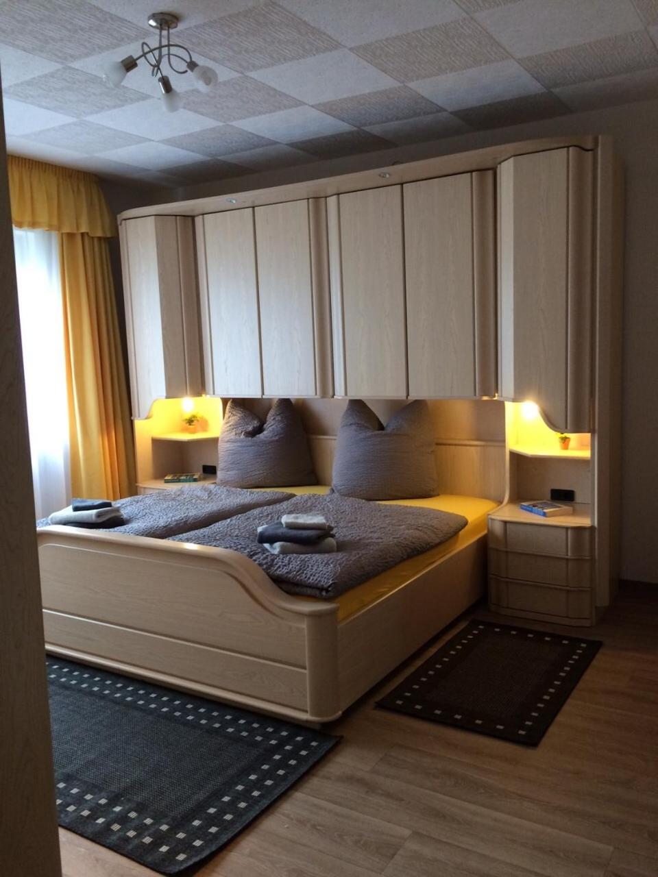 Four-Bedroom House - Photo 1