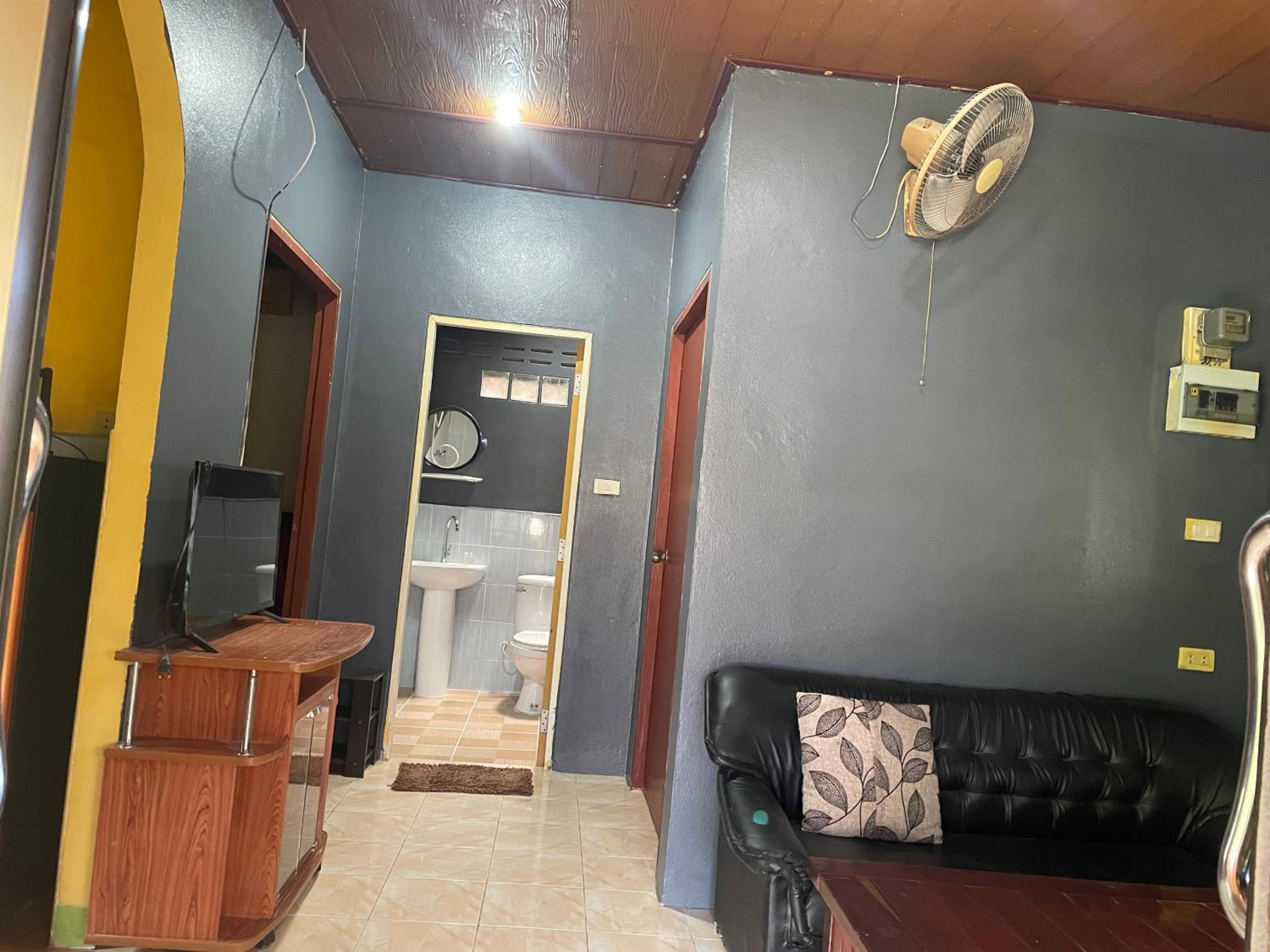 Two-Bedroom Chalet - Photo 4
