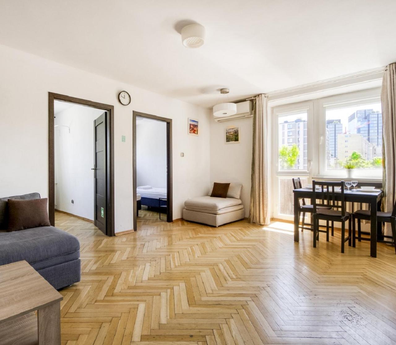 Two-Bedroom Apartment with Balcony - Photo 1