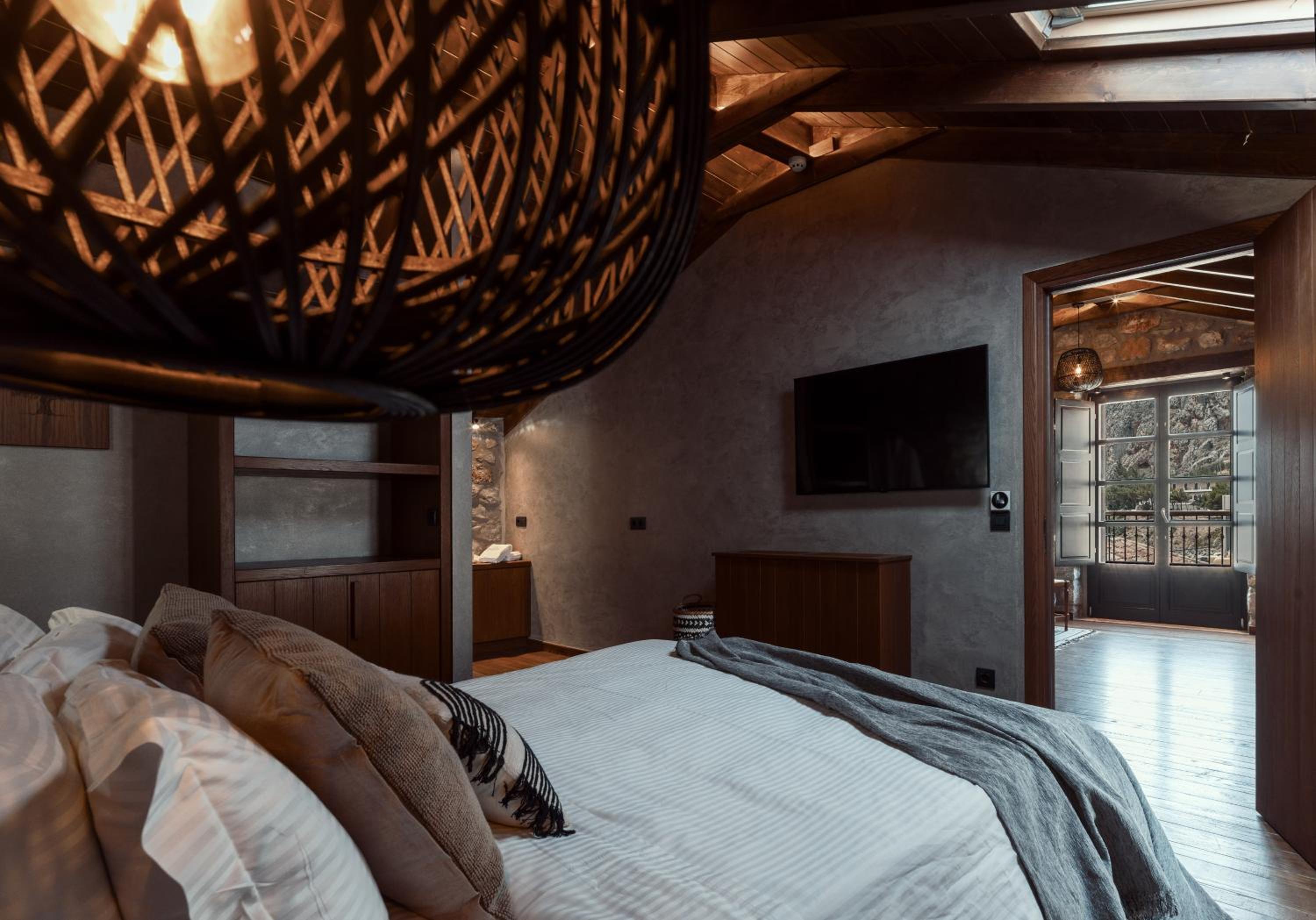 Suite with Balcony and Sea View photo 2