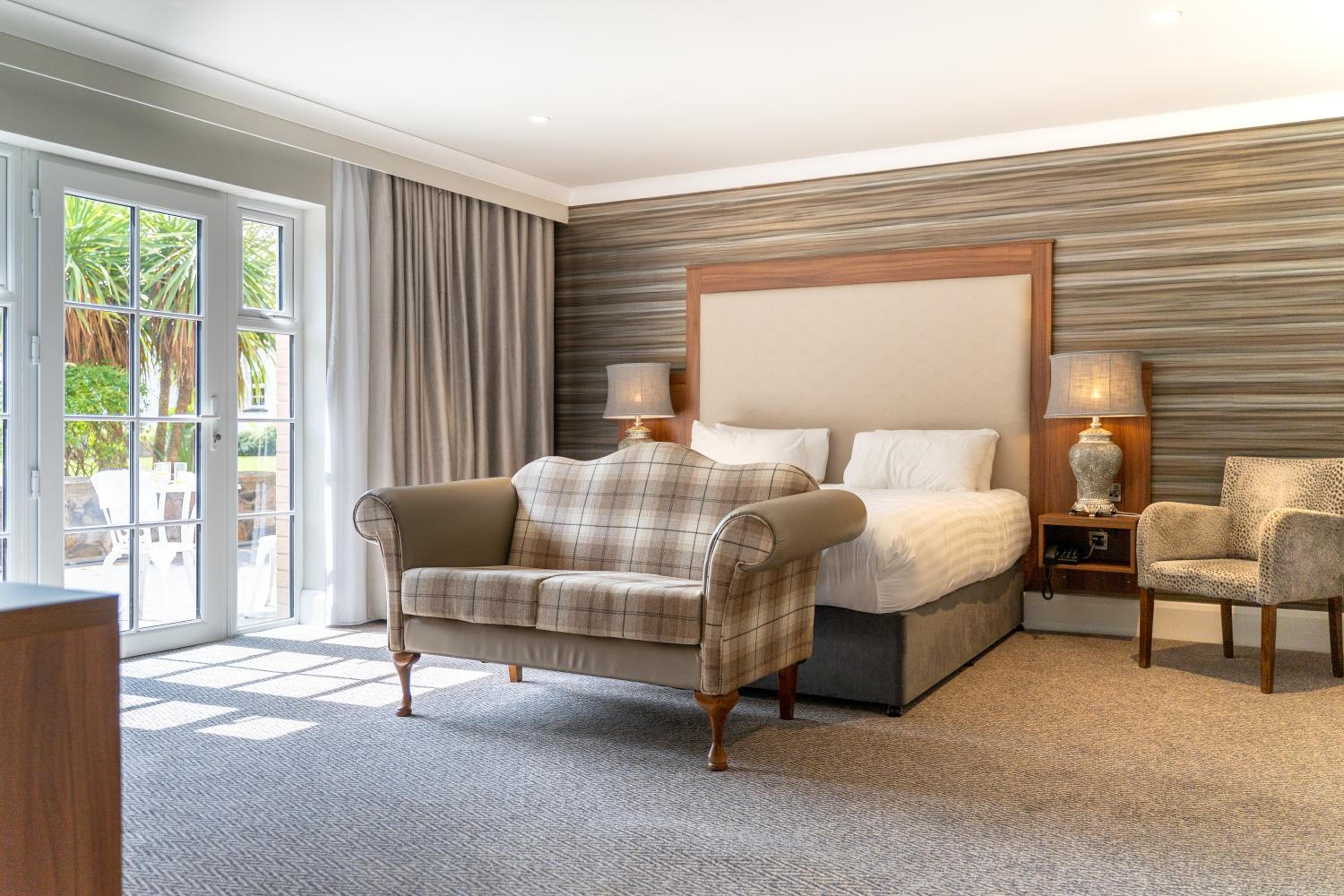 Superior Double Room - Photo 11