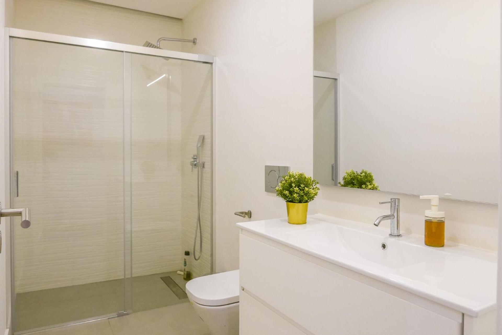 Two-Bedroom Apartment without Swimming Pool - Photo 23