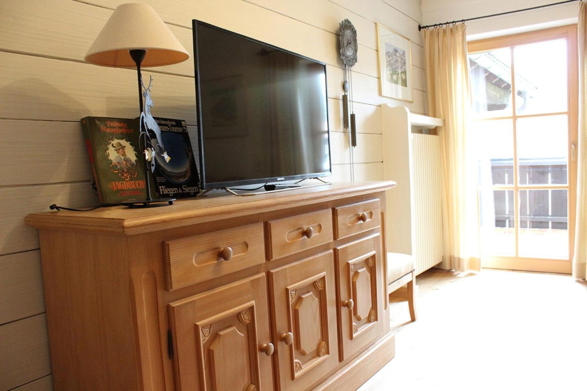 Superior One-Bedroom Apartment with Balcony photo 3