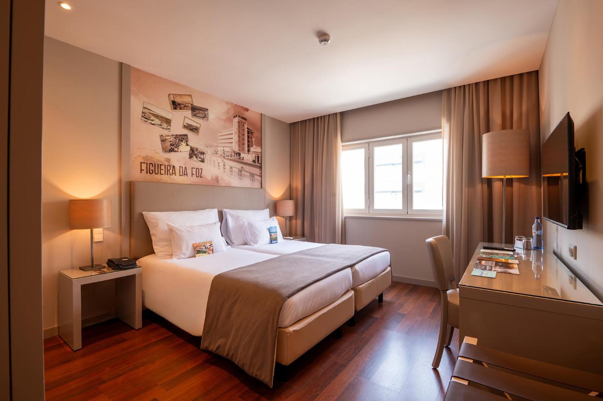 Twin Room - Photo 6