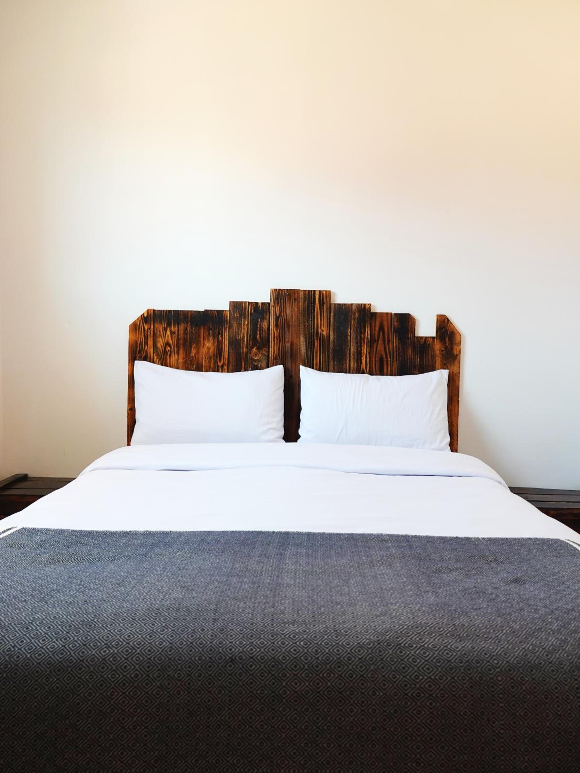 Standard Double Room With Shared Bathroom