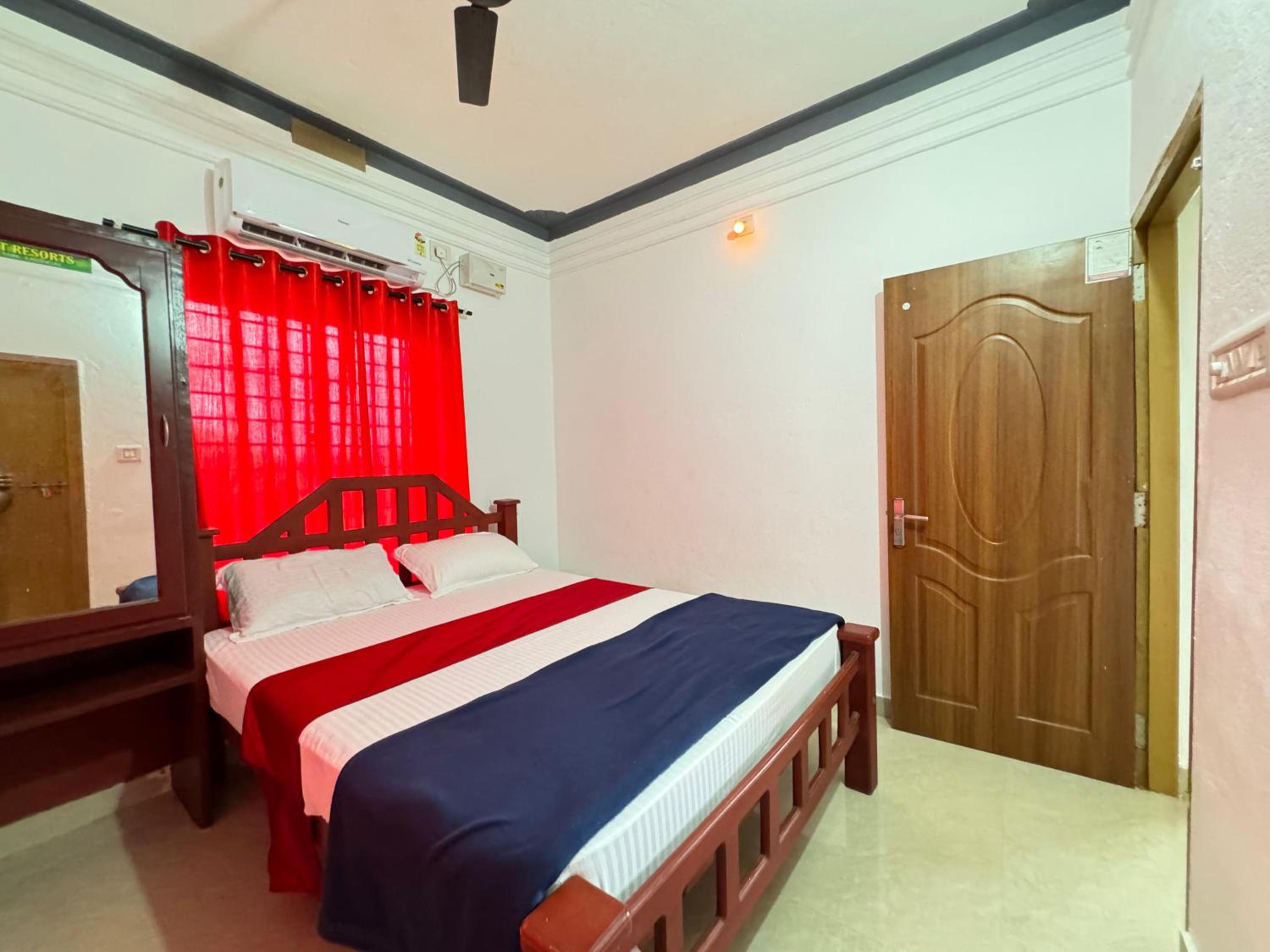 Two-Bedroom House photo 1