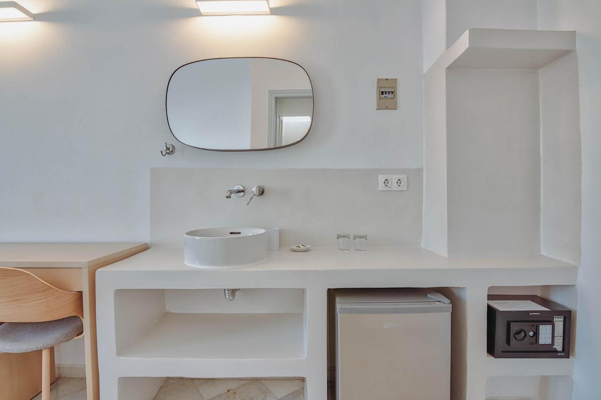 Double or Twin Room photo 2