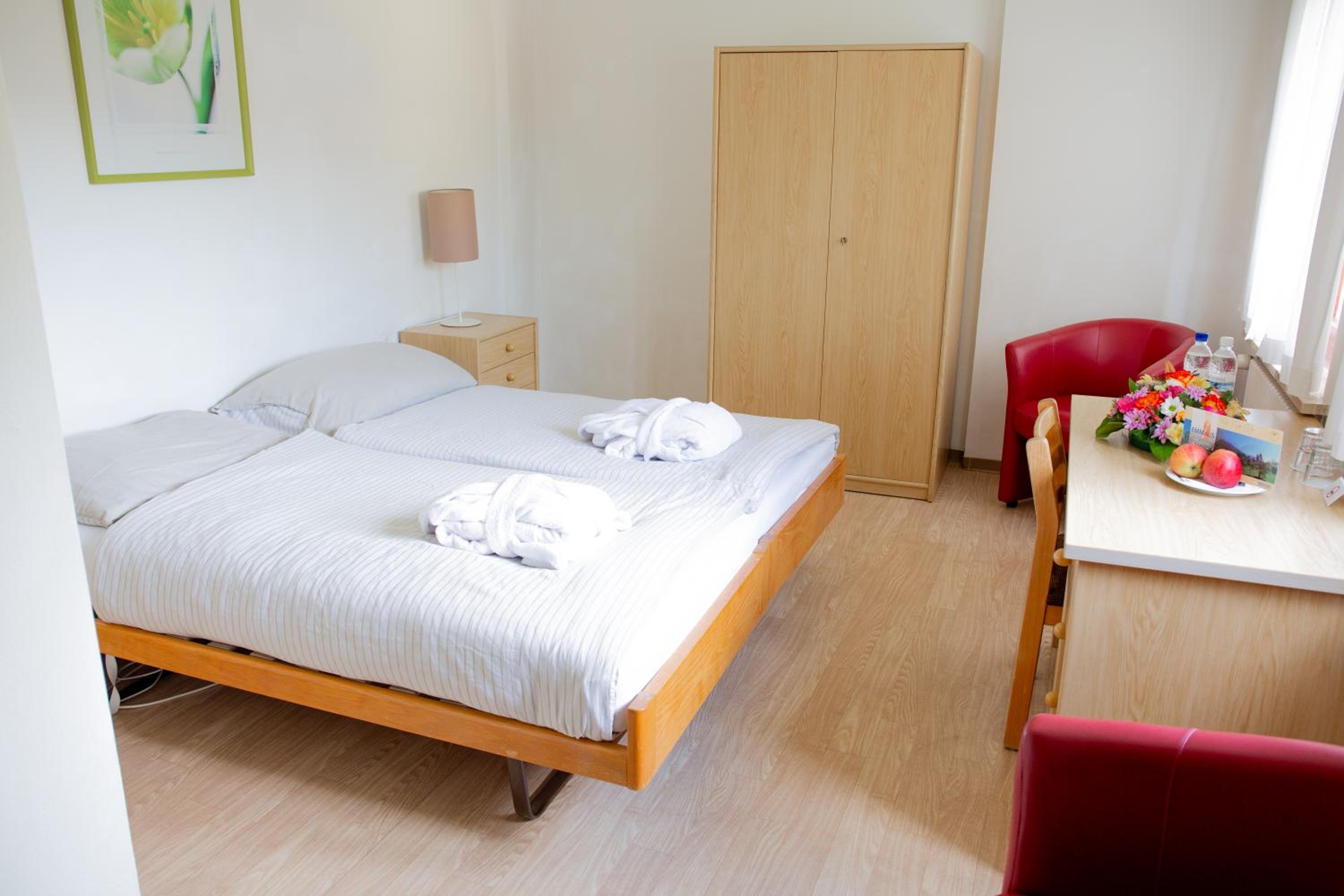 Double Room with Shared Bathroom photo 1