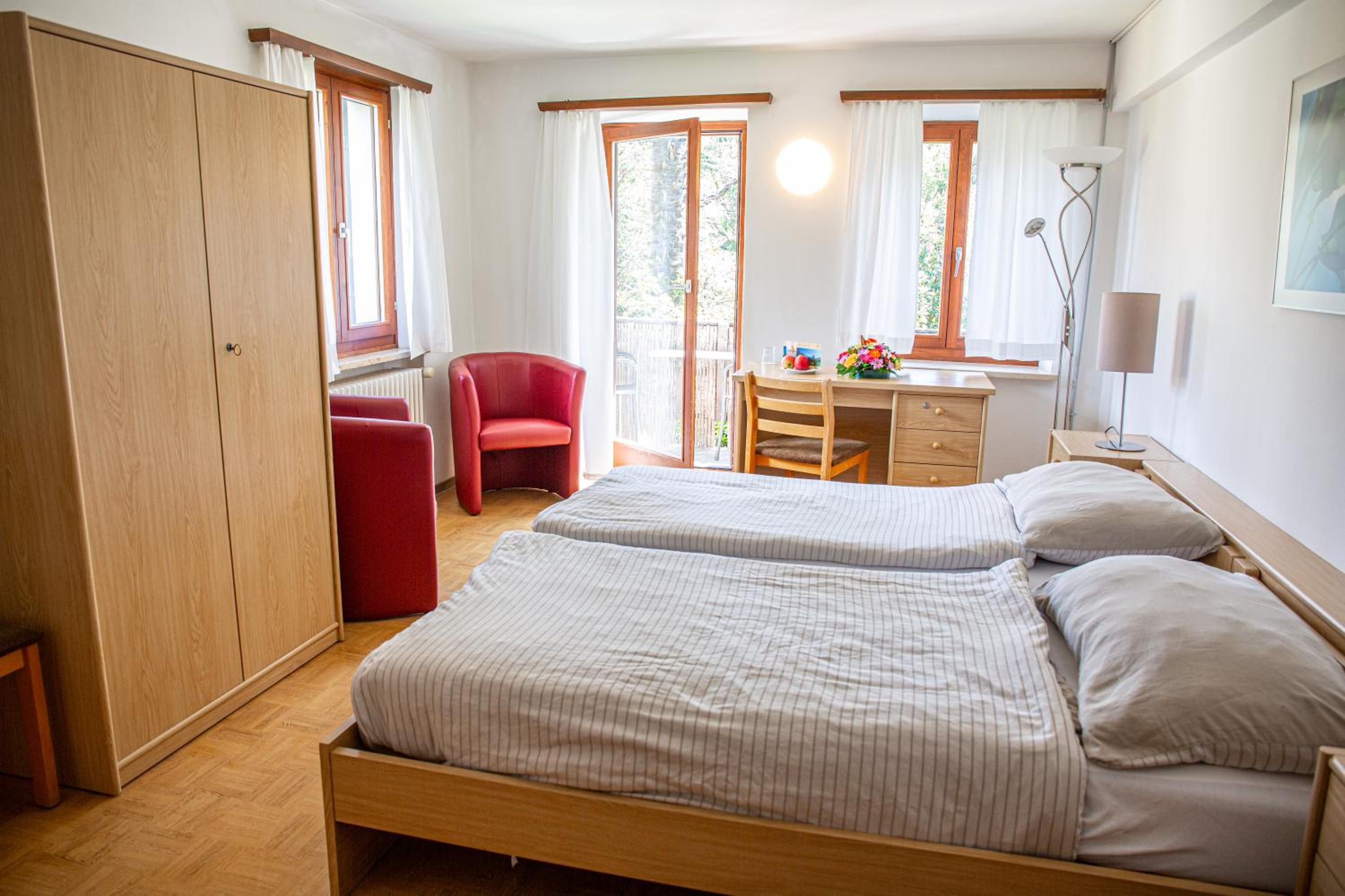 Standard Double Room with Shared Bathroom photo 2