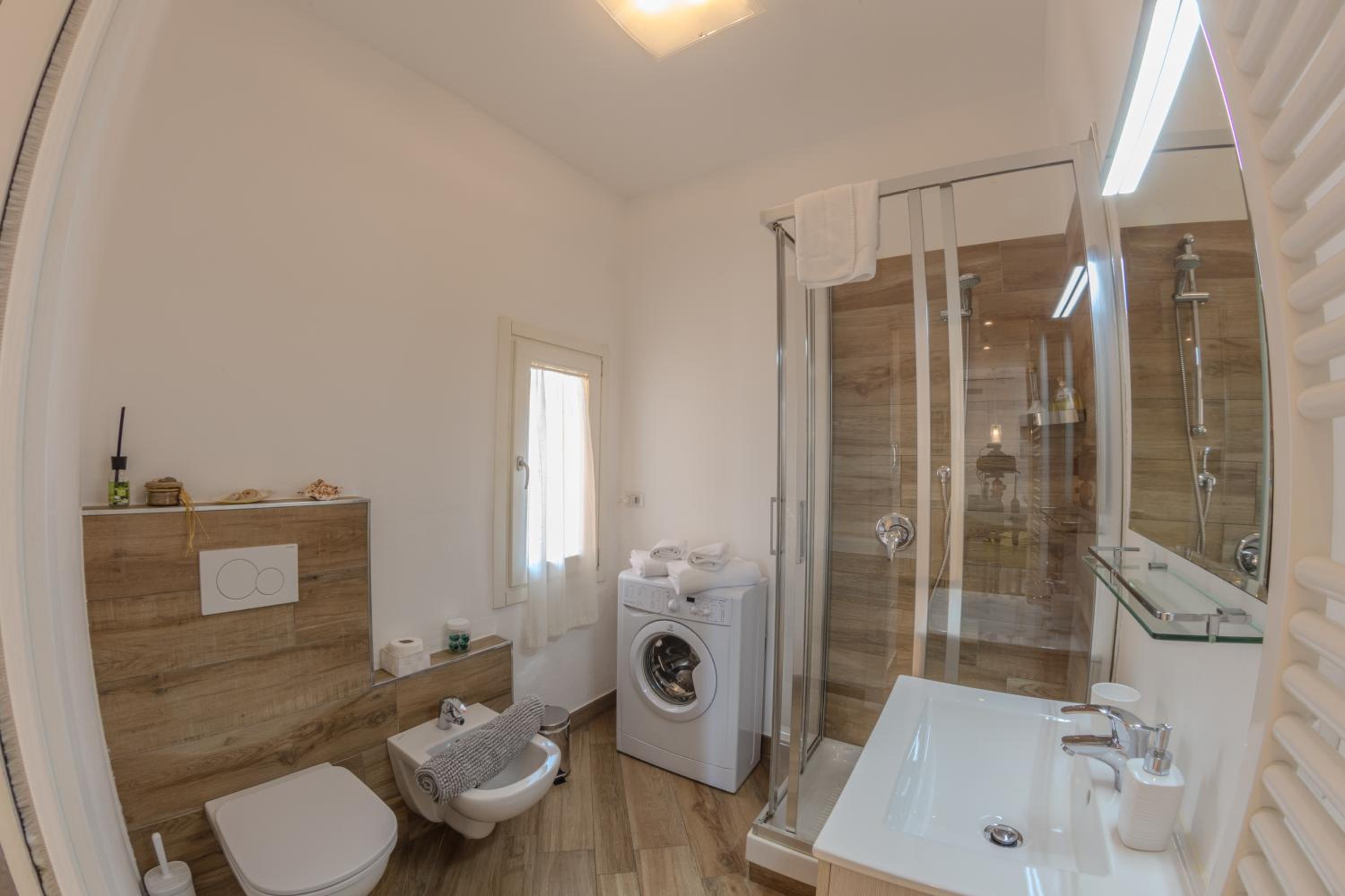 Deluxe Apartment - Photo 11