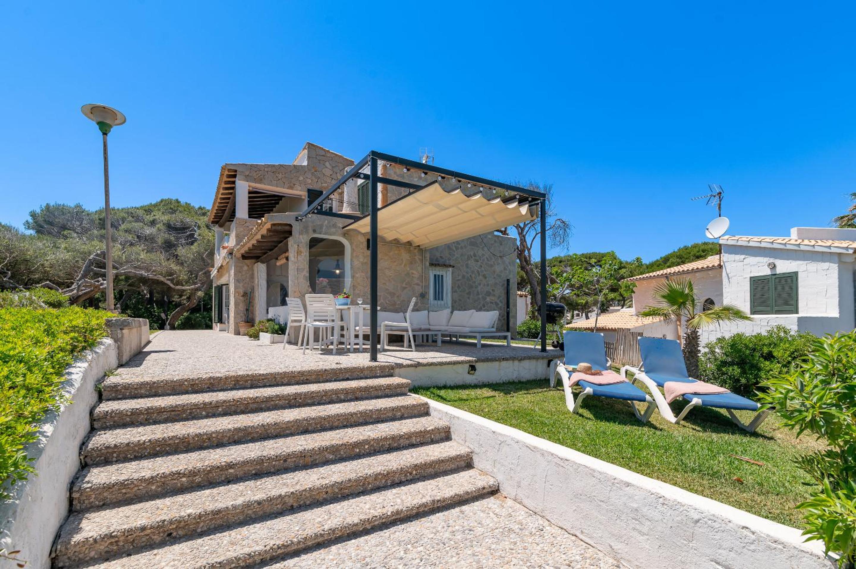 Villa - Beach Front photo 3