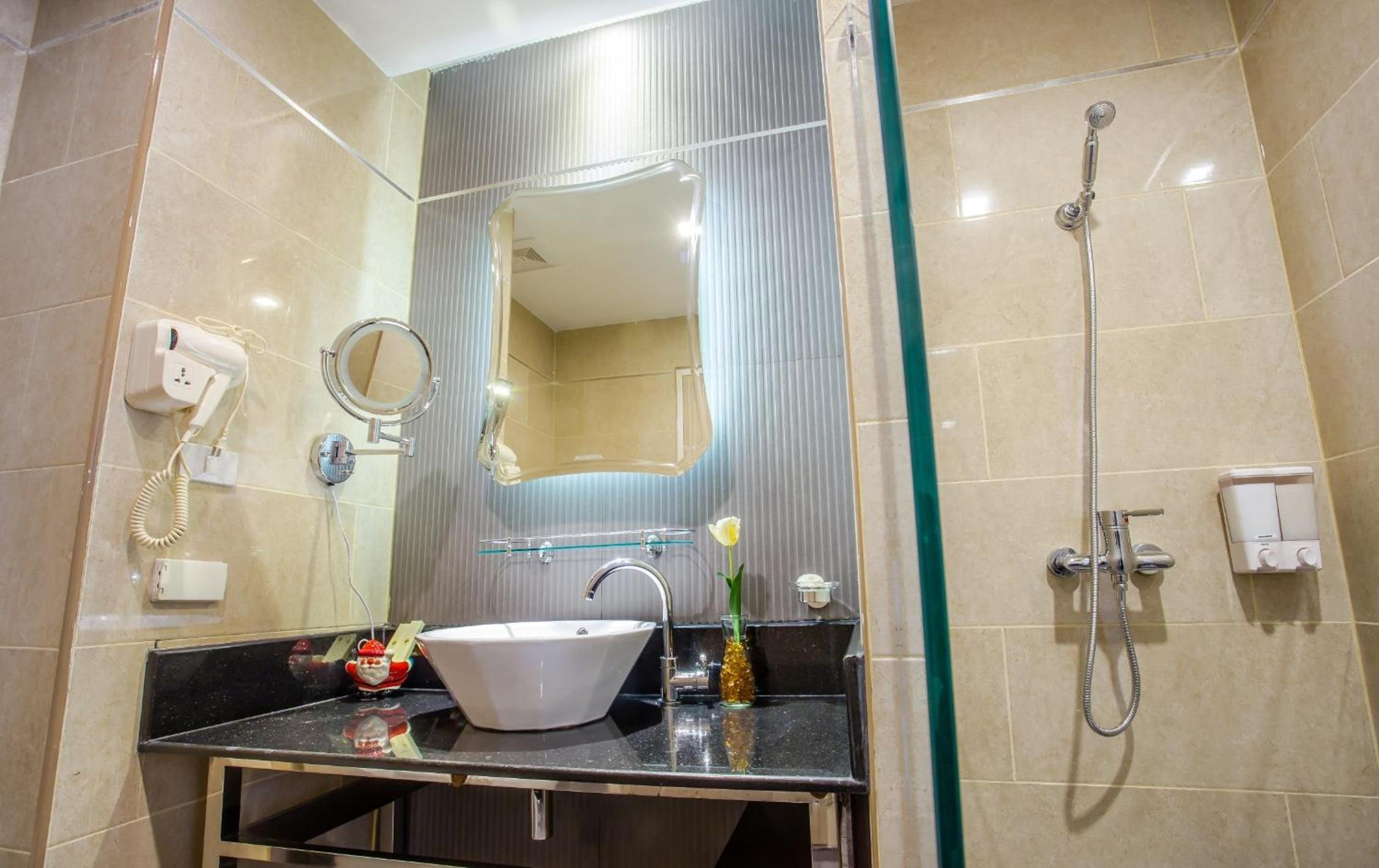 Superior Double or Twin Room photo 3