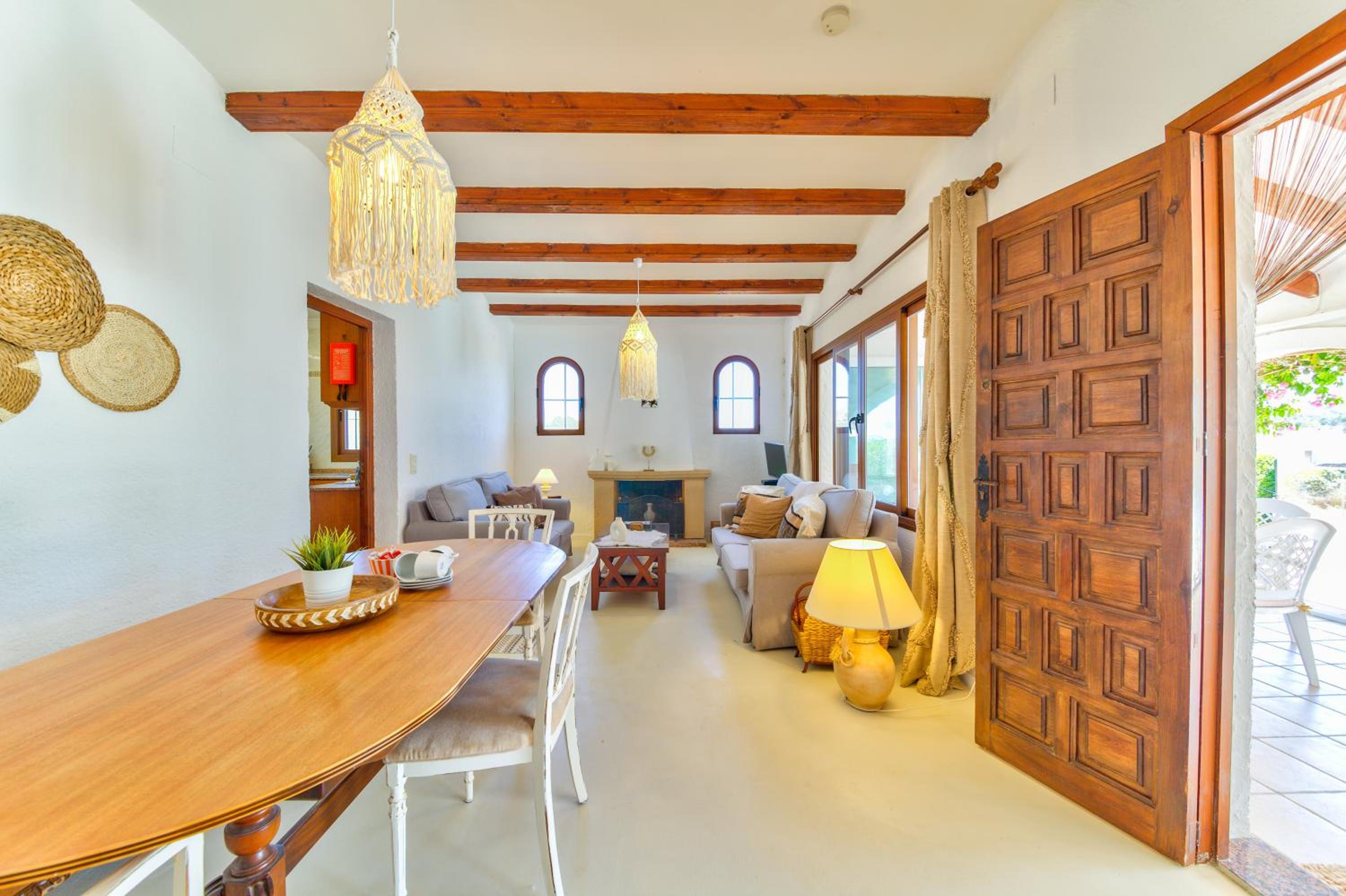 Villa de Tres Habitaciones