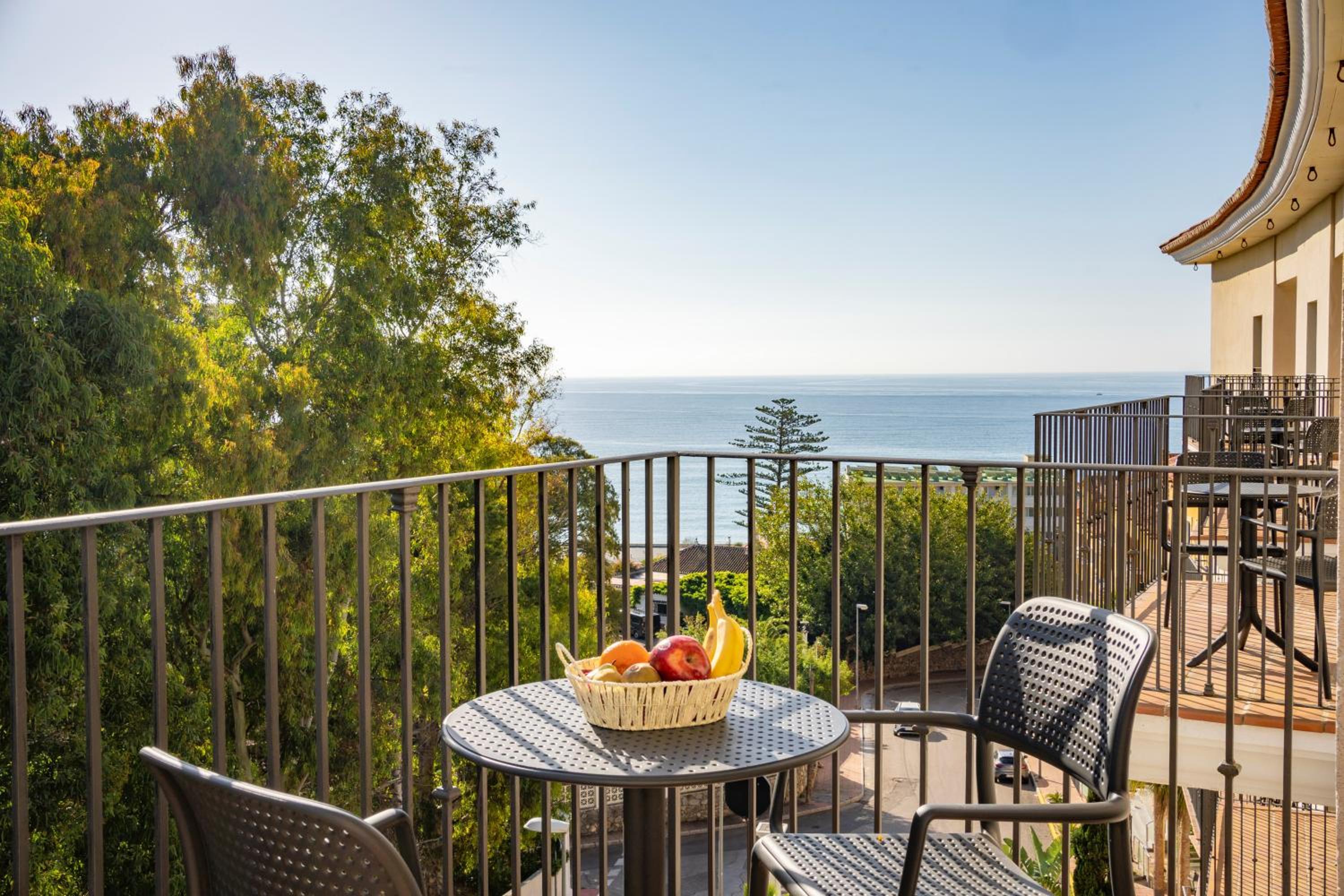 One-Bedroom Apartment with Side Sea View (2 Adults)  - Photo 16
