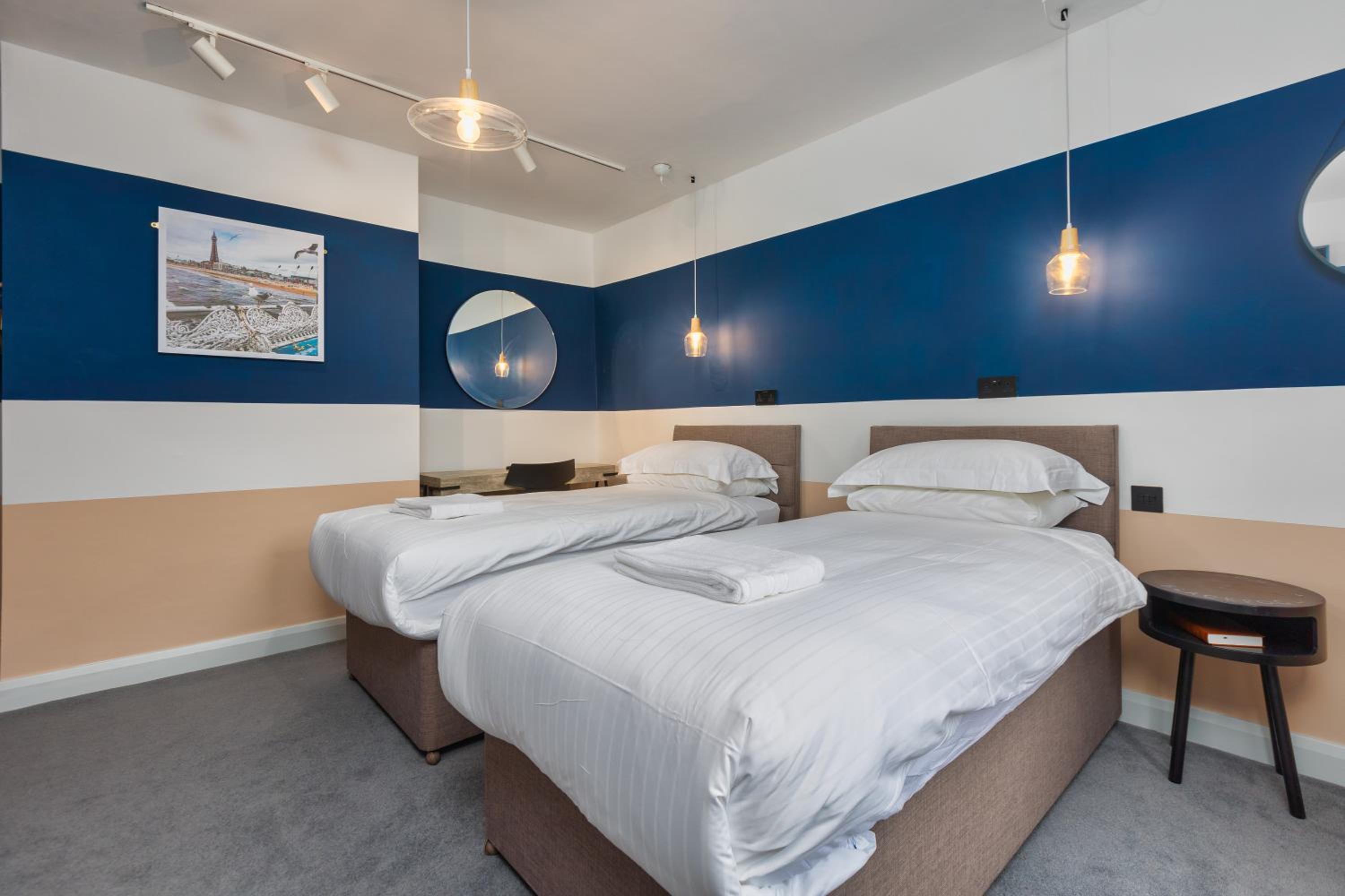 Deluxe Twin Room - Photo 1