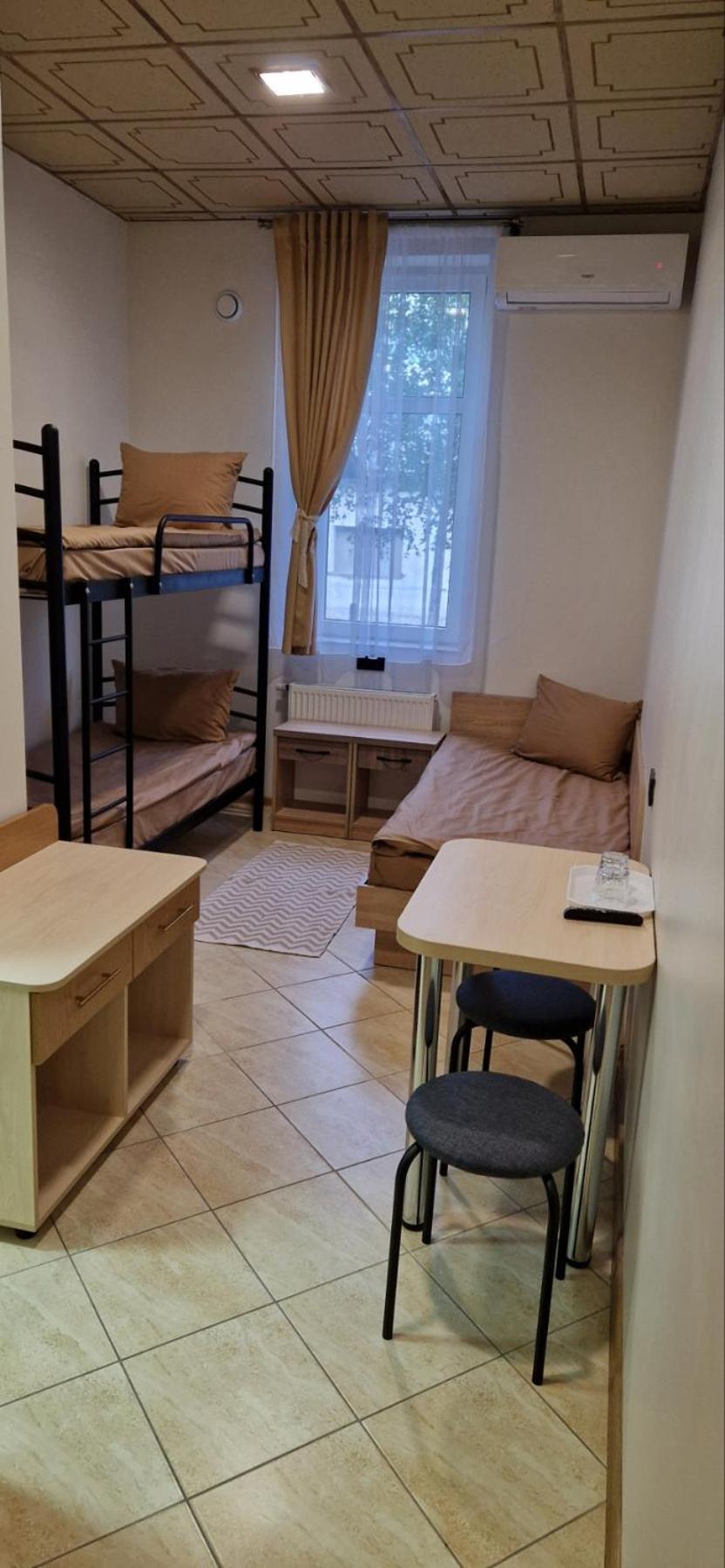 Economy Quadruple Room photo 1