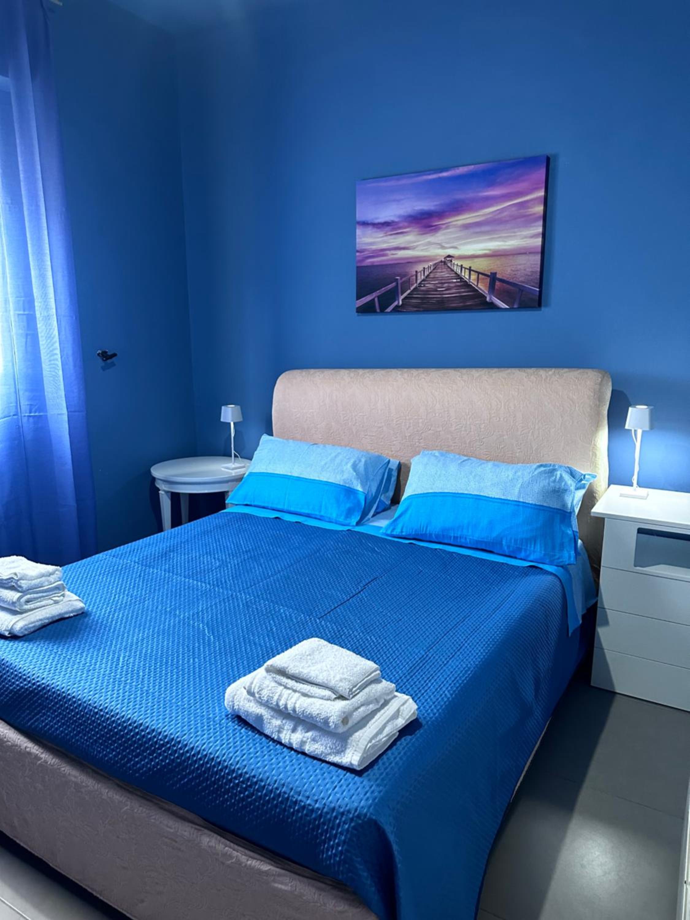 Three-Bedroom Apartment with Sea View photo 2