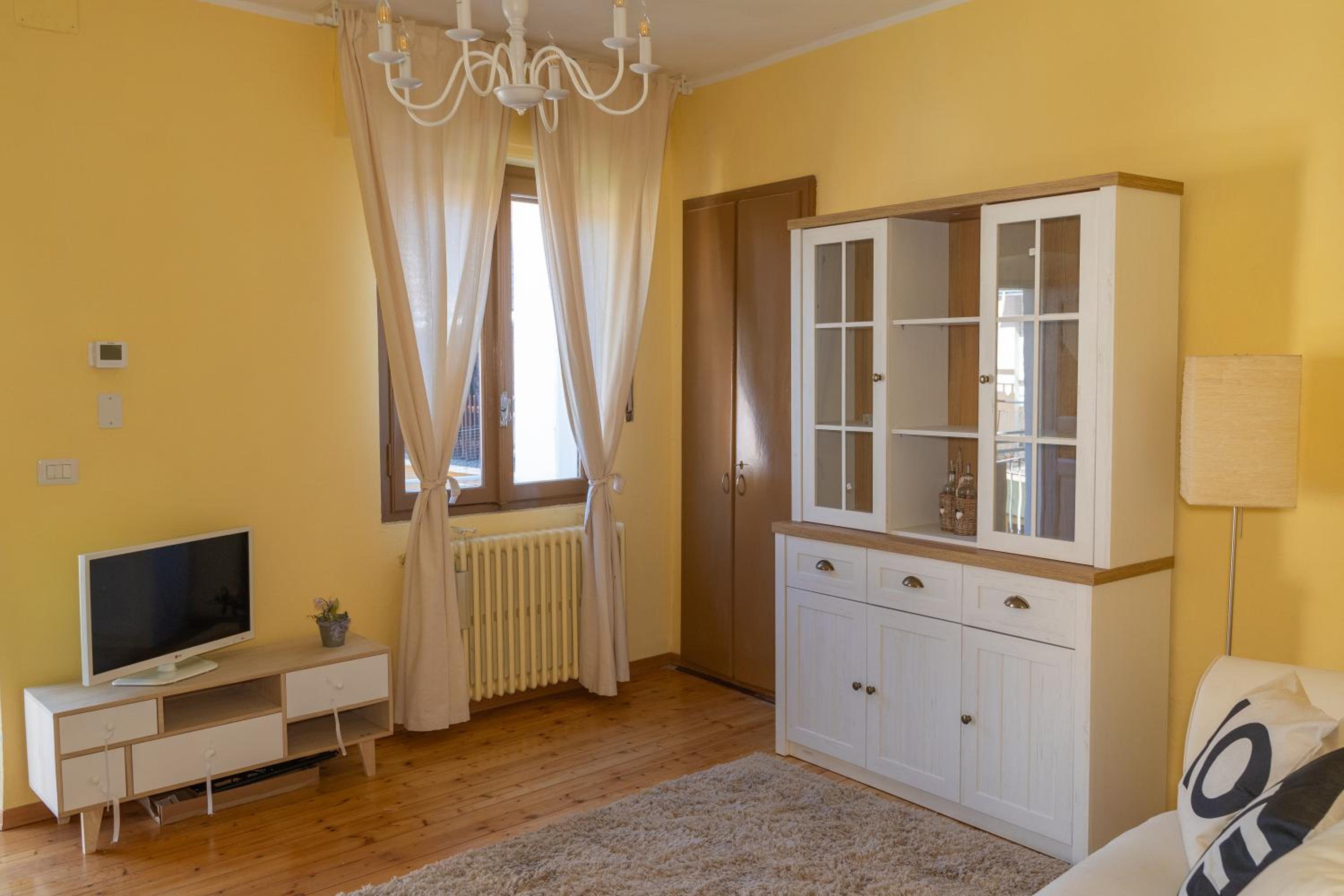 One-Bedroom Apartment With View photo 3
