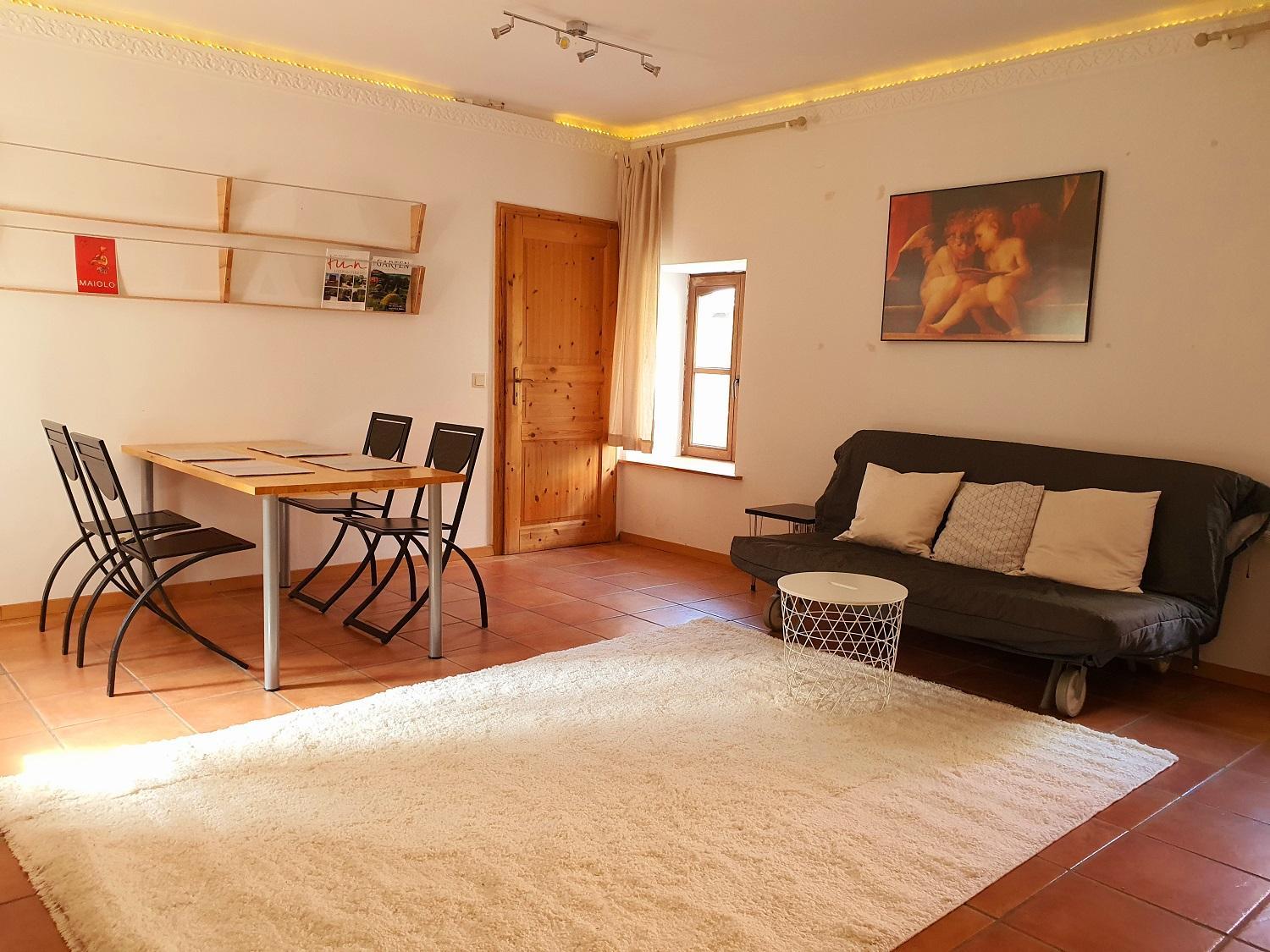 One-Bedroom Apartment with Garden photo 1