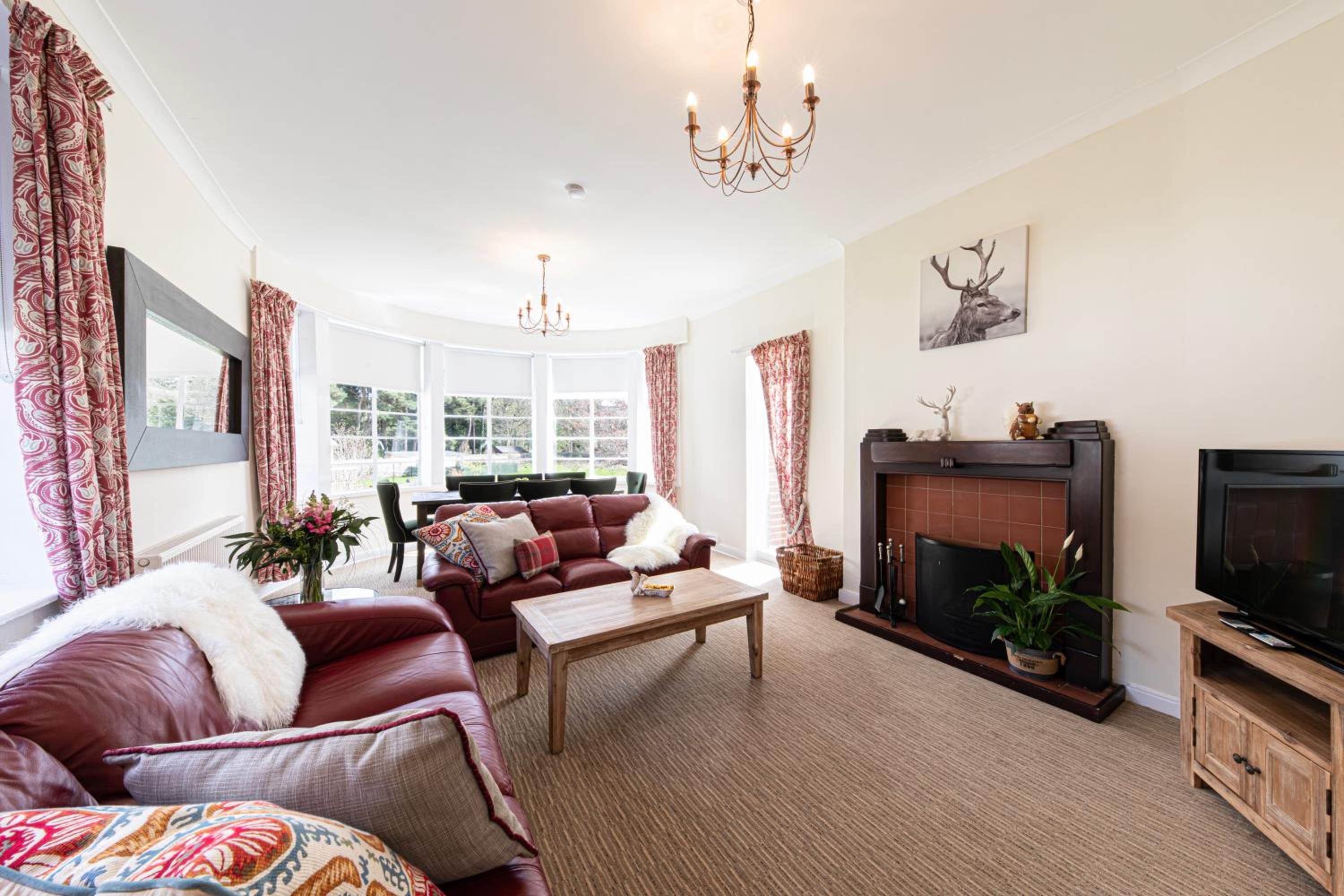 Four-Bedroom House photo 1