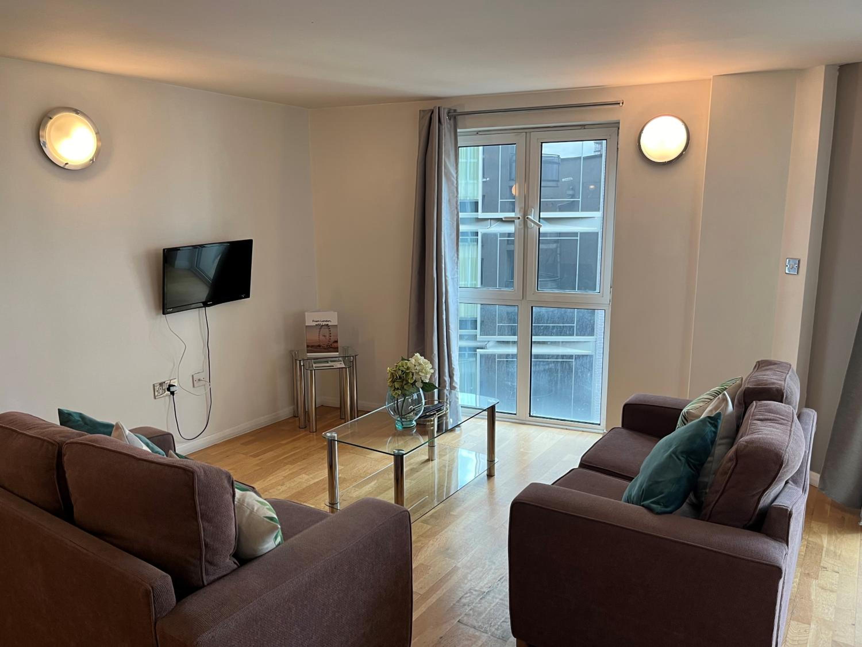 Two-Bedroom Apartment photo 2