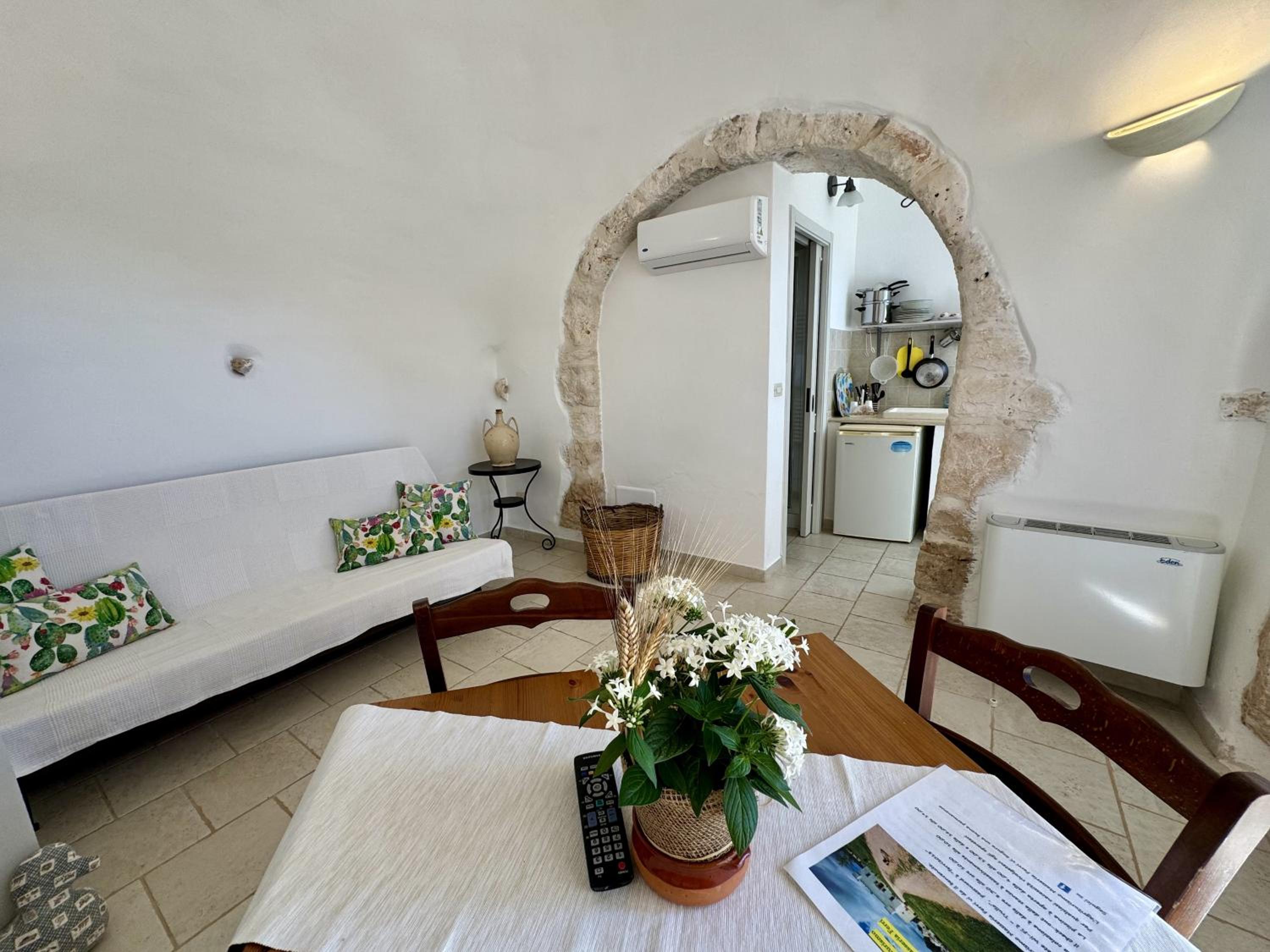 Double Room with Balcony (2 Adults + 1 Child) photo 2