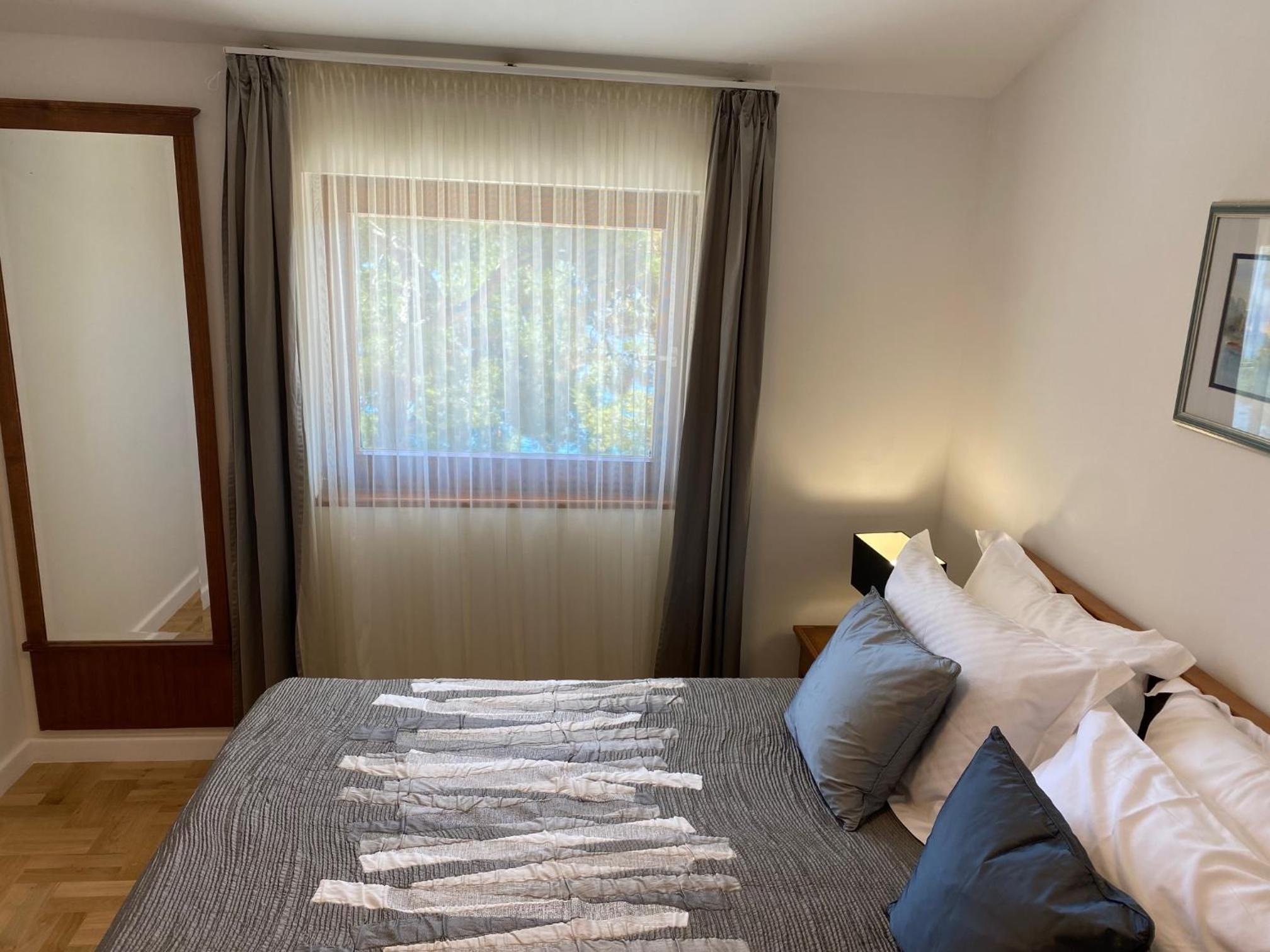 One-Bedroom Apartment with Sea View photo 3