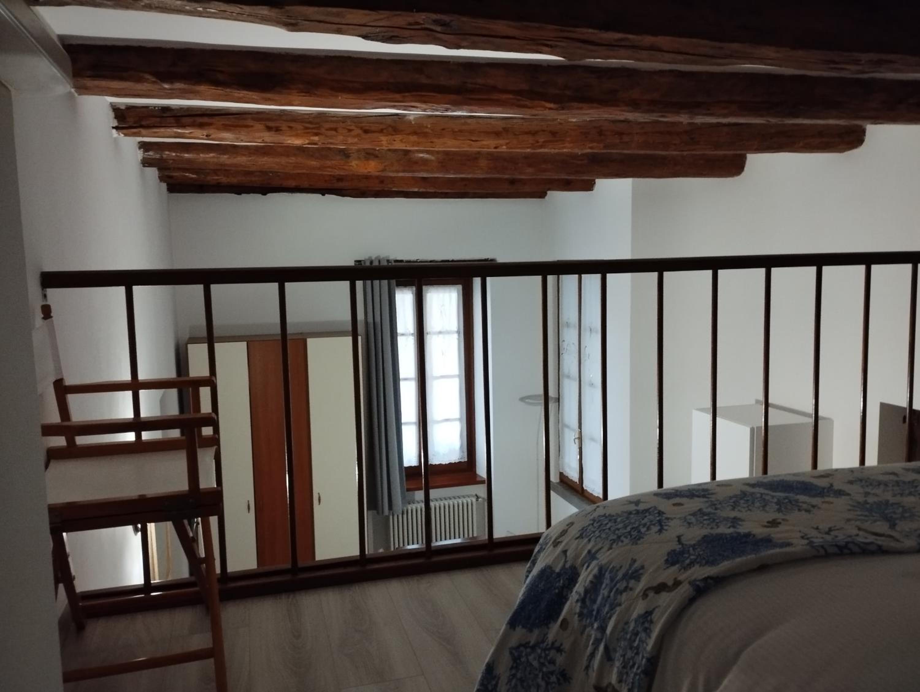 One-Bedroom Apartment - Photo 10