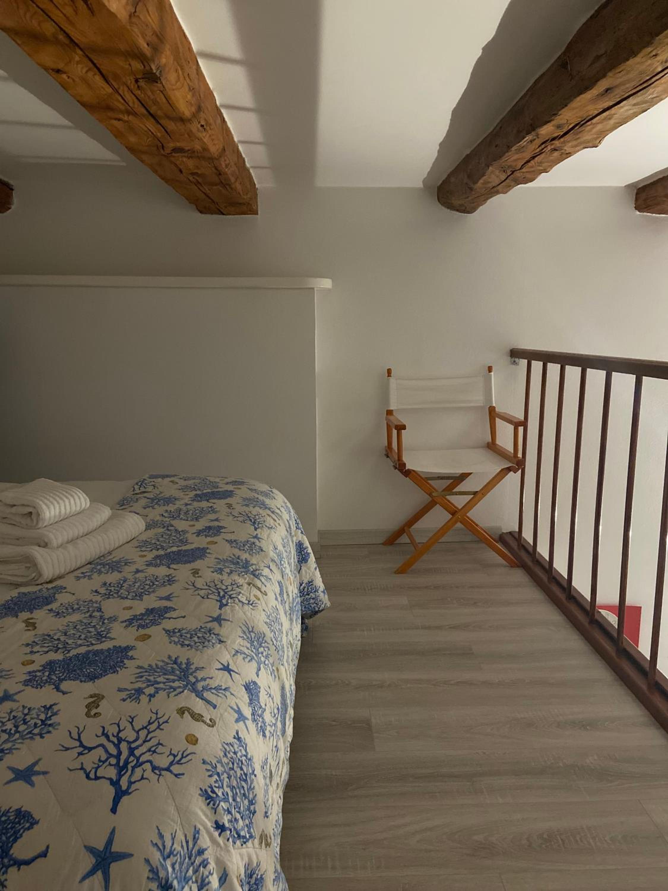 One-Bedroom Apartment - Photo 9