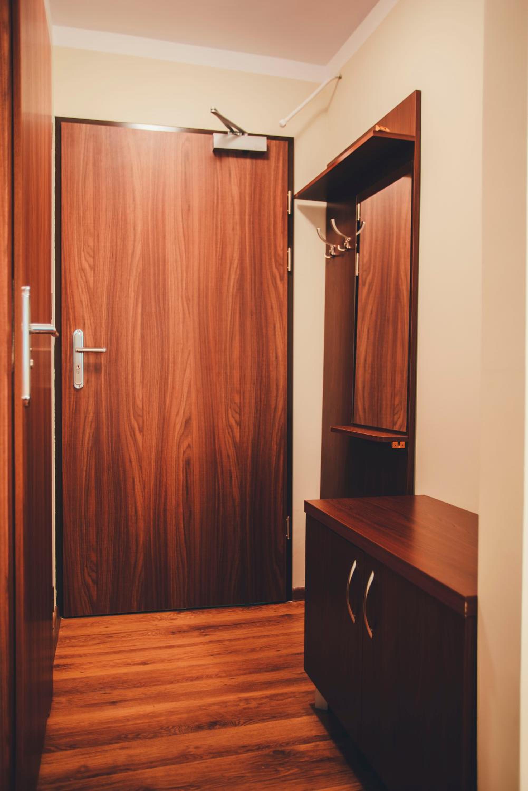 Twin Room with Balcony - Photo 3