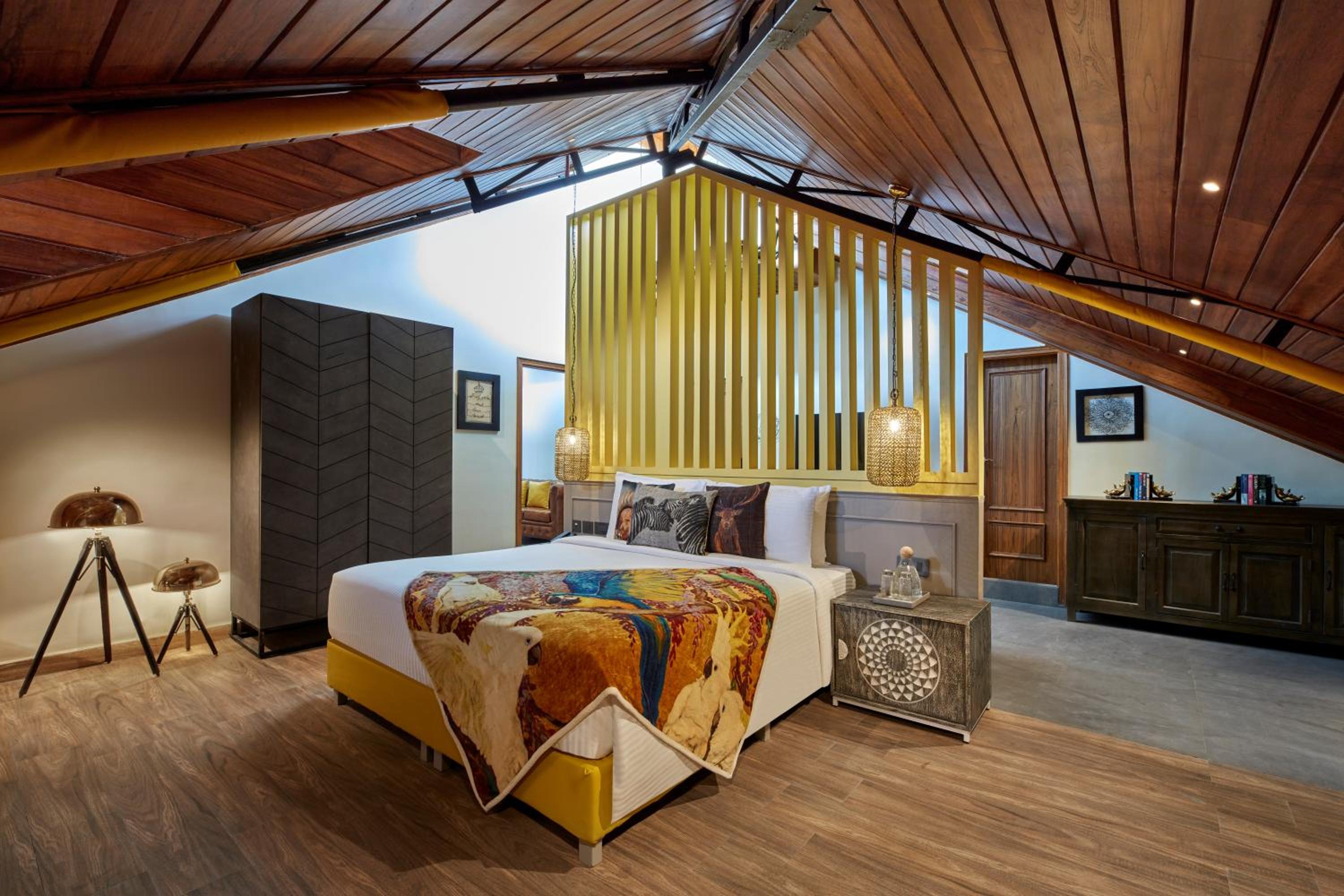 Foxing Suite, INR 1000 Spa Credit Per Room Per Stay - Photo 2