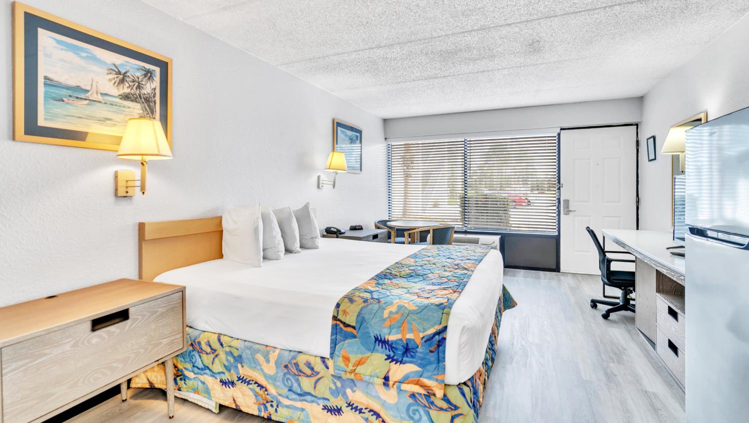 King Room - Disability Access/Non-Smoking - Photo 1
