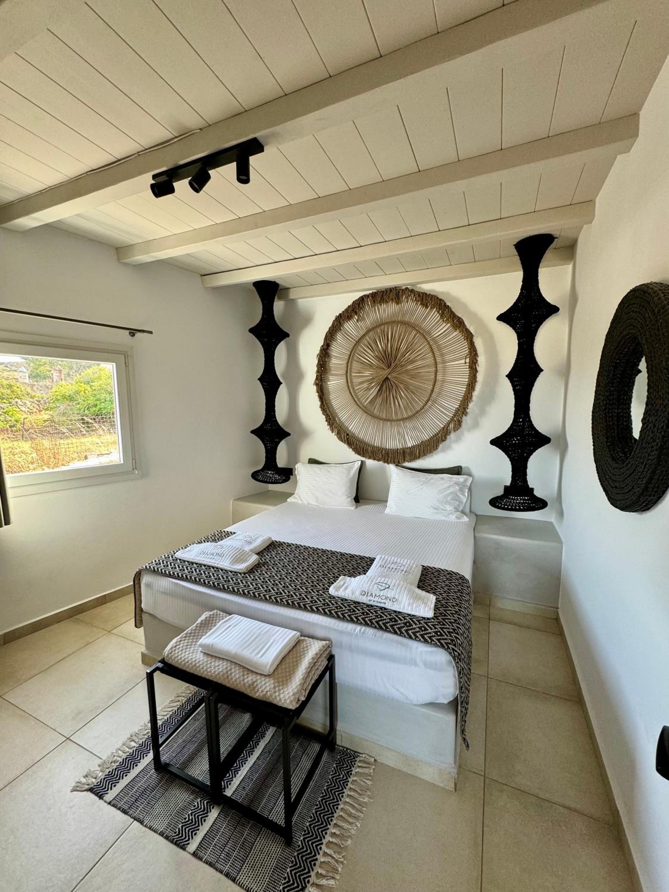 Suite with Hot Tub
