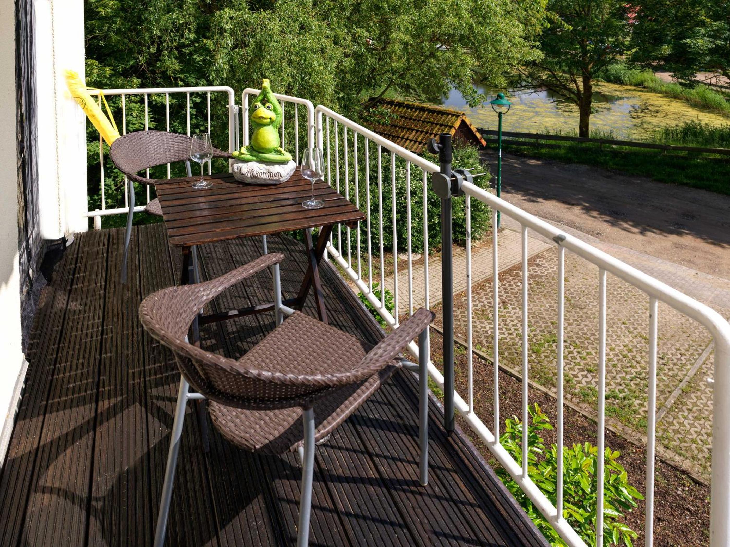 Apartment with Balcony photo 2