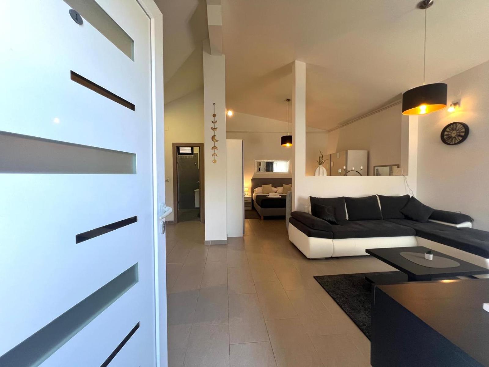 Deluxe One-Bedroom Apartment With Garden View