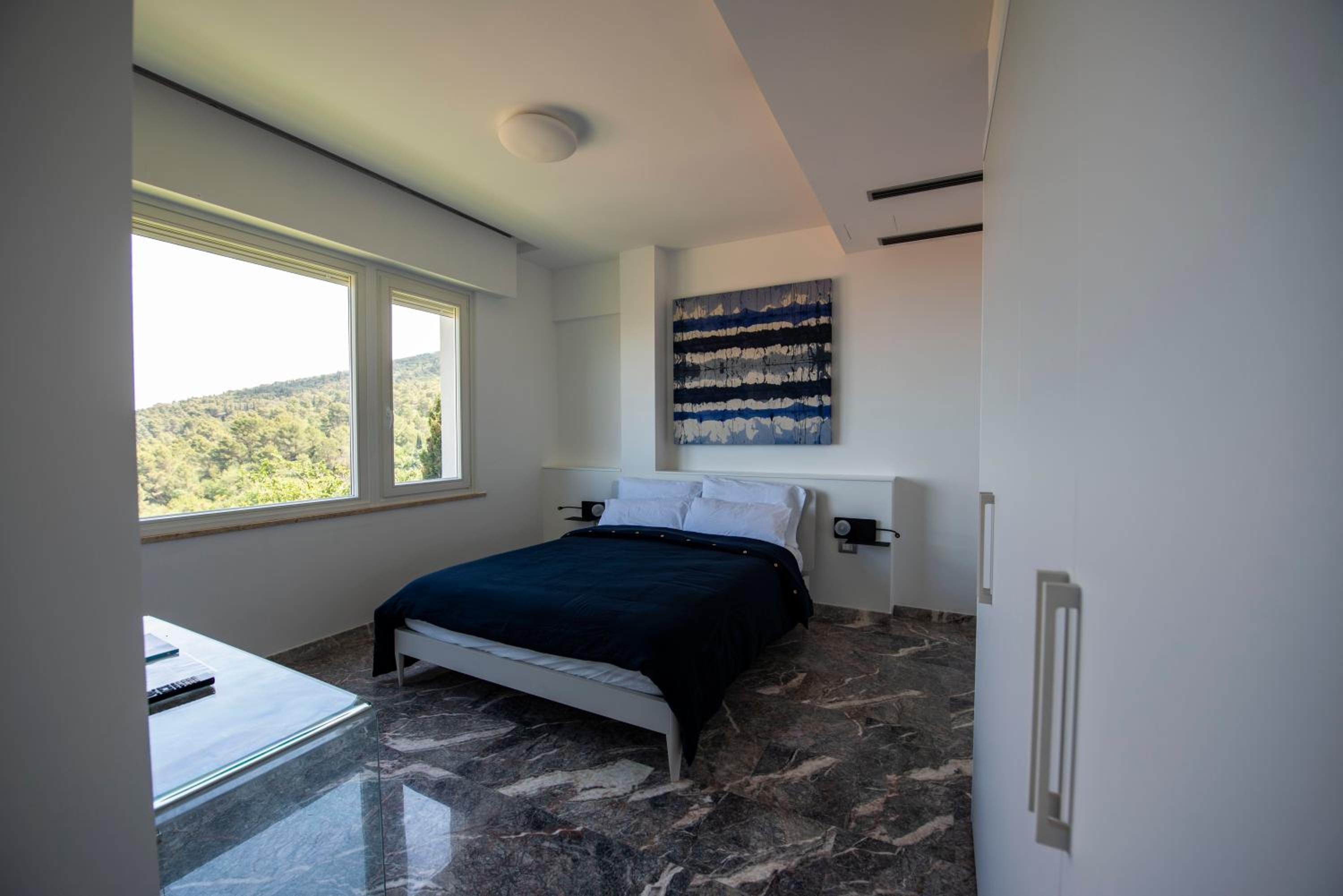 Deluxe Suite with Sea View photo 1