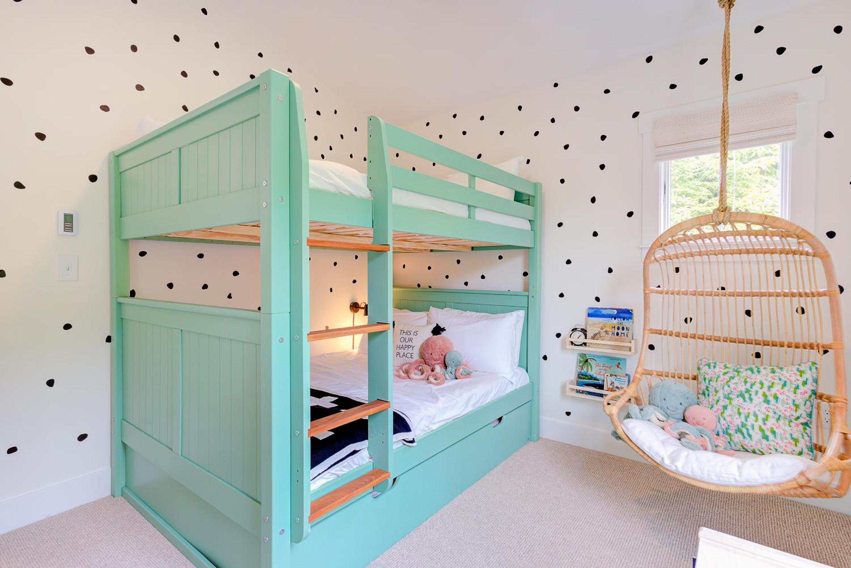 Two-Bedroom House photo 2