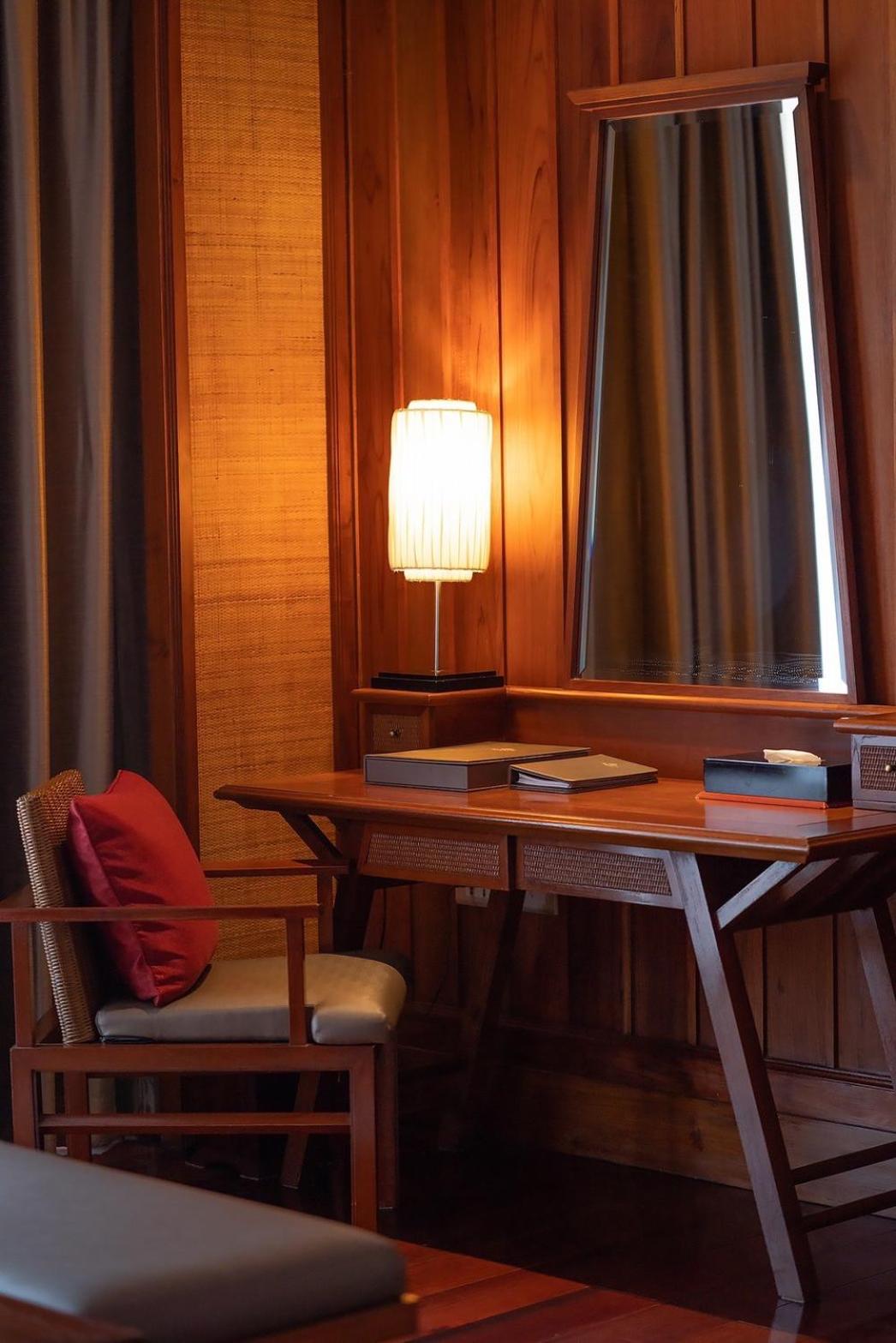 Deluxe Double Room with Balcony - Photo 5
