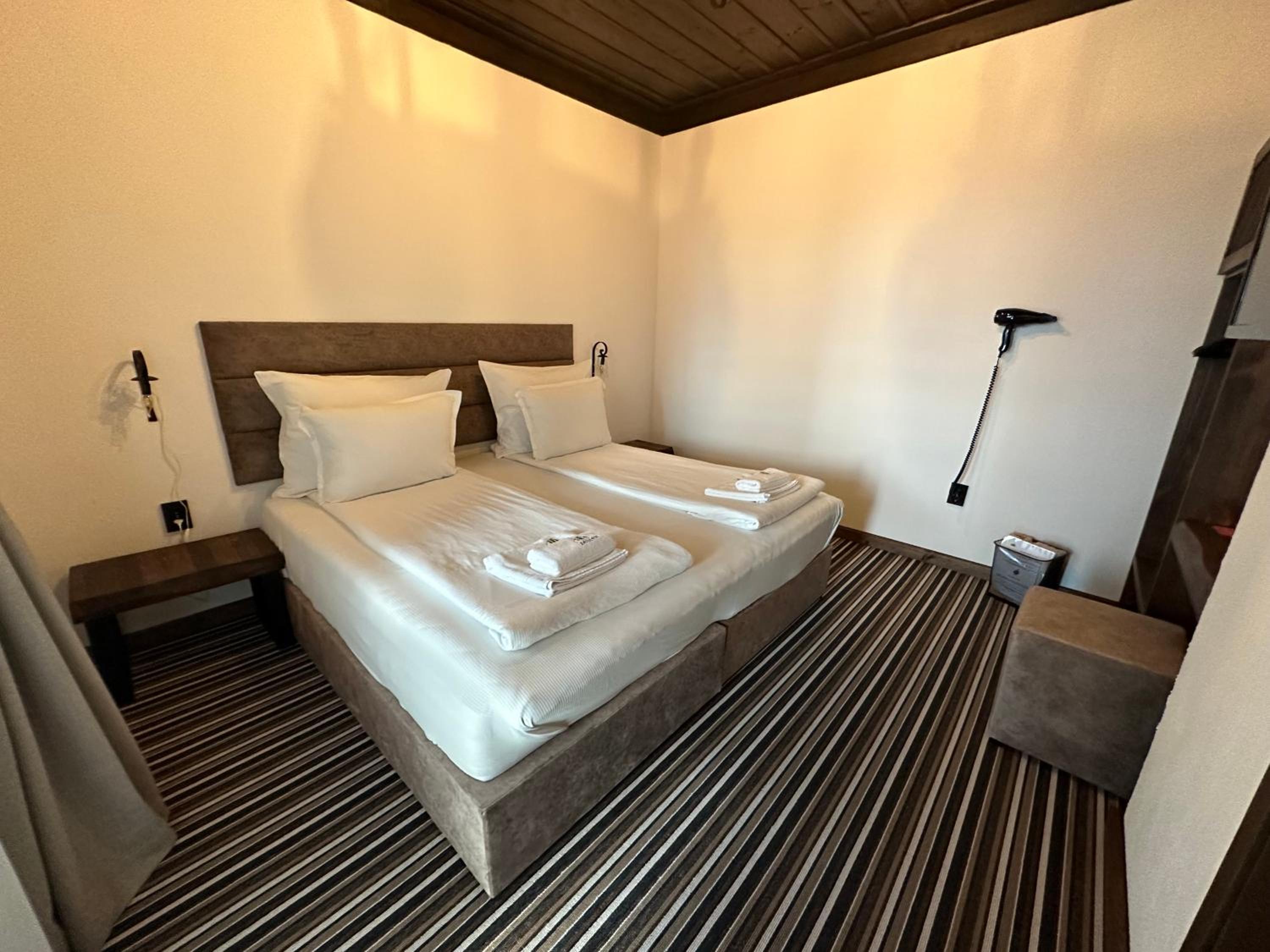 Quadruple Room photo 2